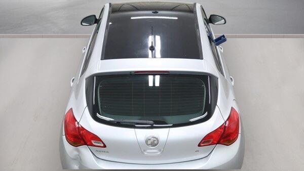 Vauxhall Astra view 5