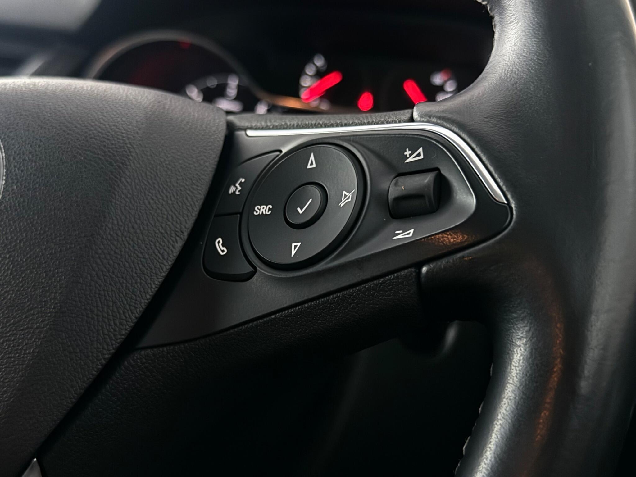 Vauxhall Grandland X view 15