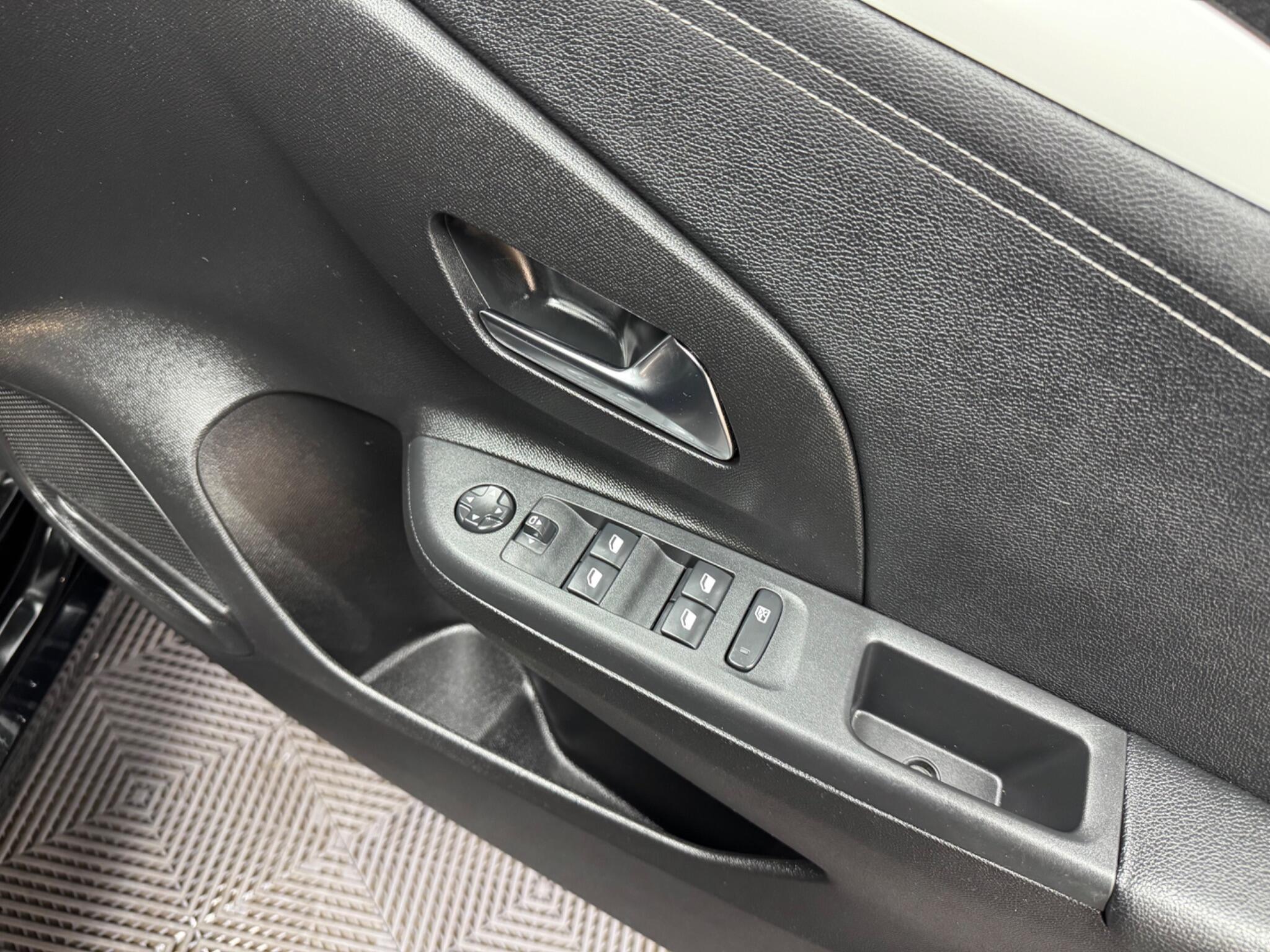 Vauxhall Corsa view 24