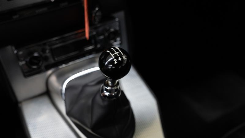 Jaguar E-Type view 28