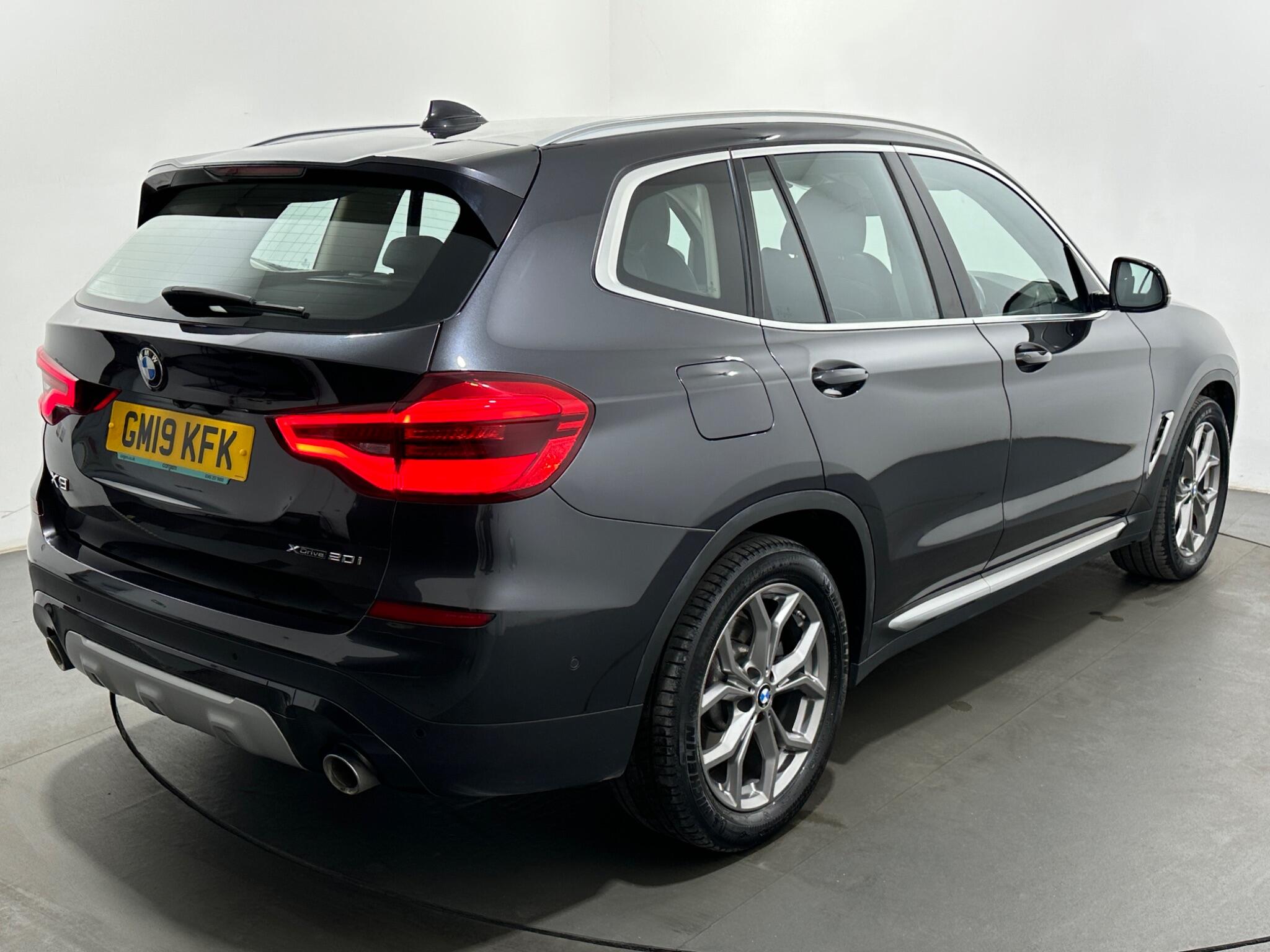 BMW X3 view 54