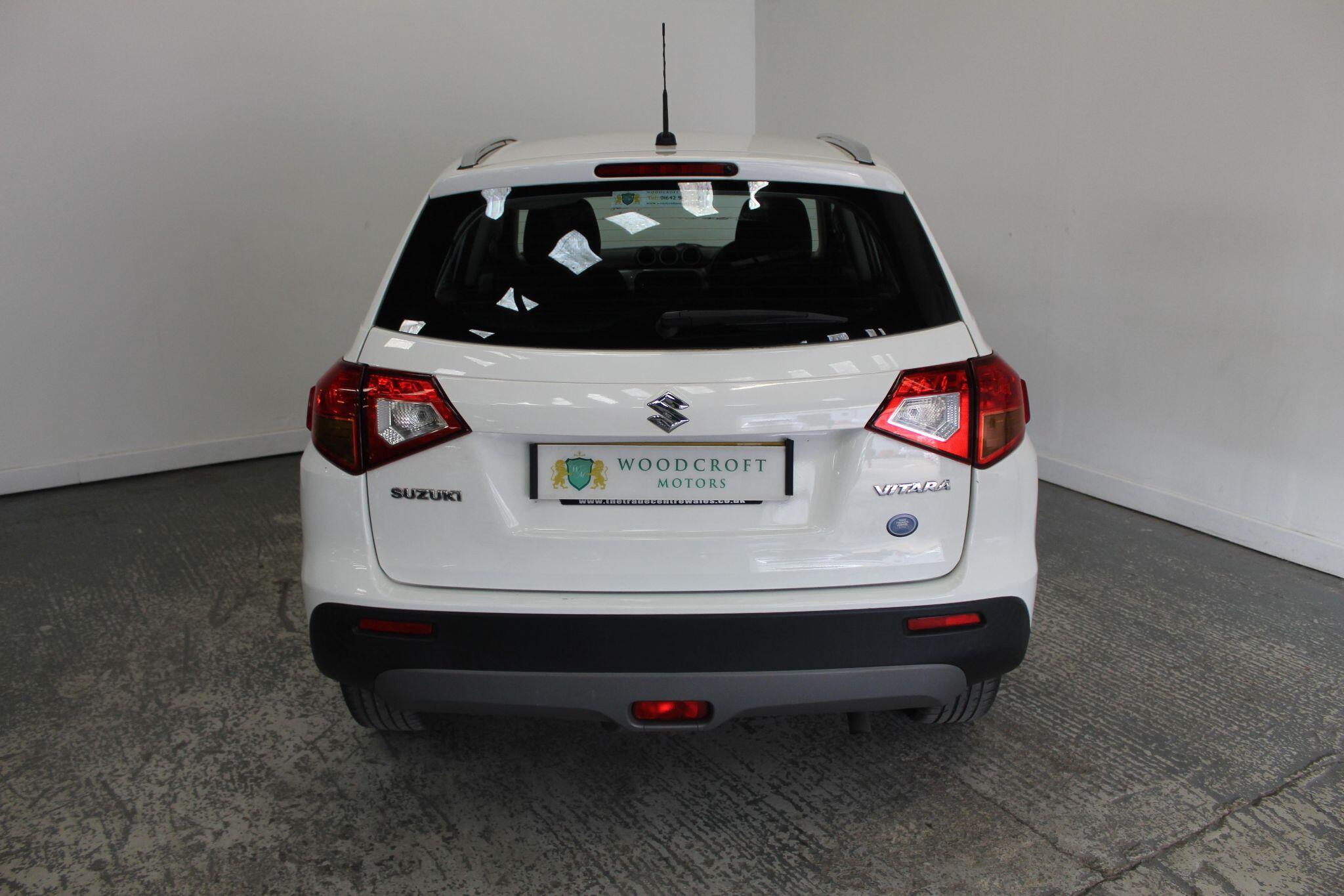 Suzuki Vitara view 14