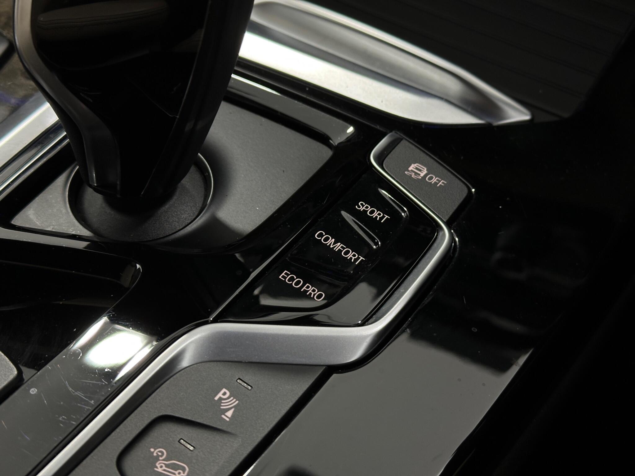 BMW X3 view 23