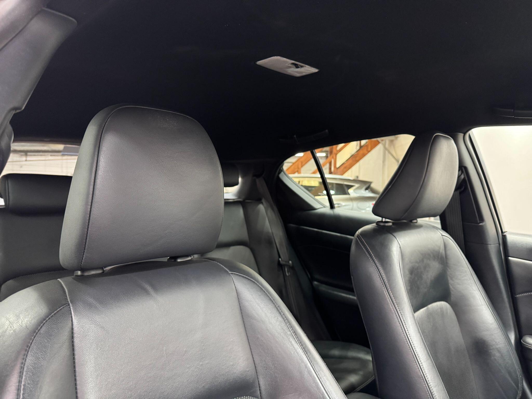 Lexus CT view 12