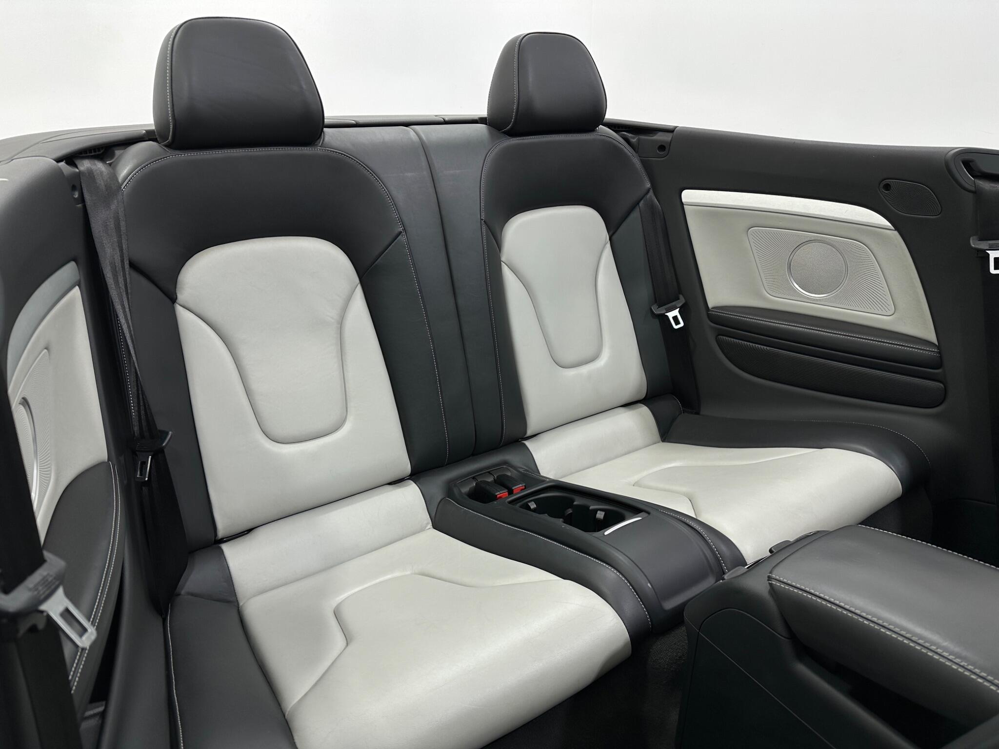 Audi S5 view 38