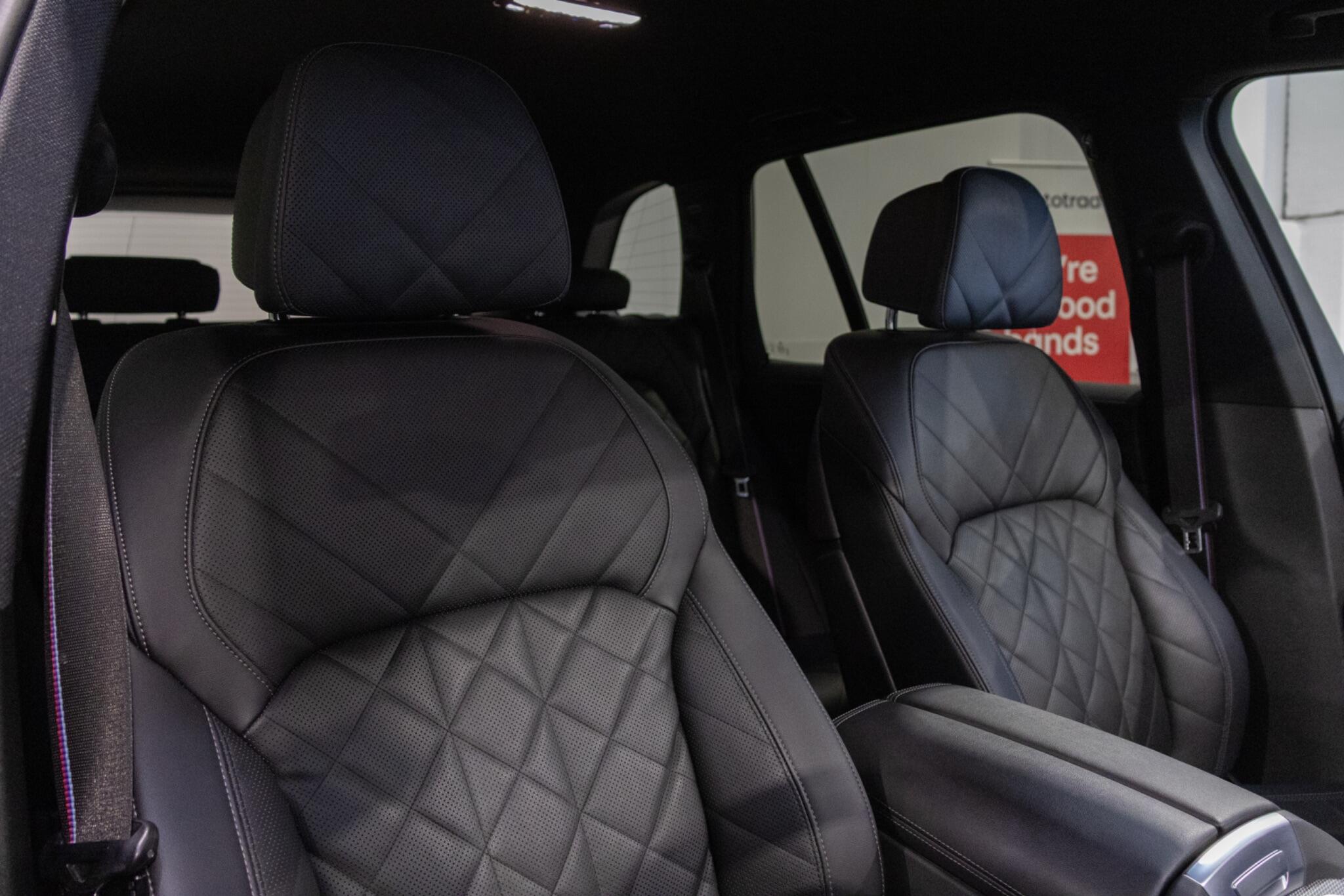 BMW X5 view 17