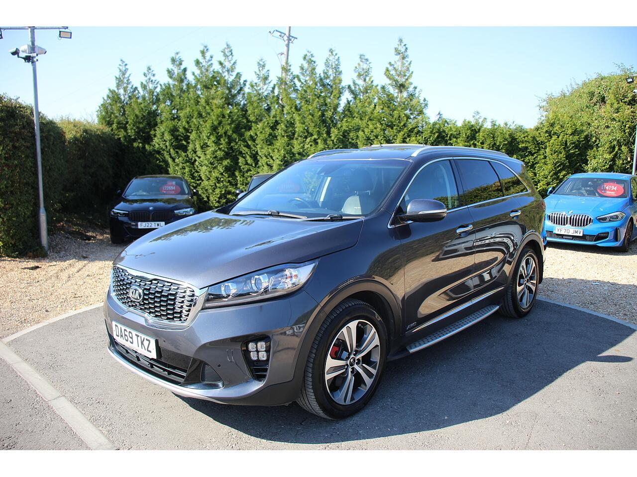 Kia Sorento view 5