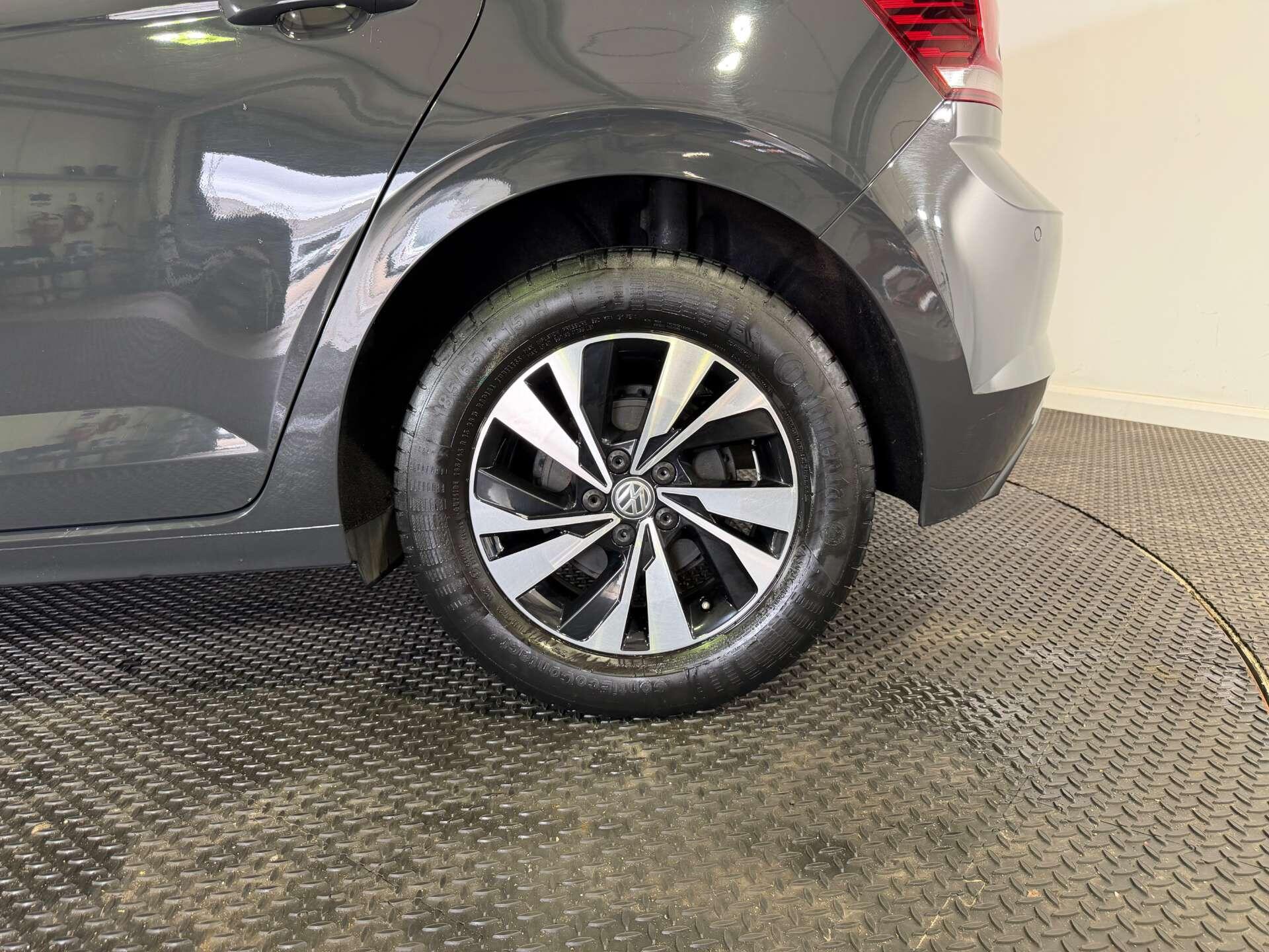 Volkswagen Polo view 51