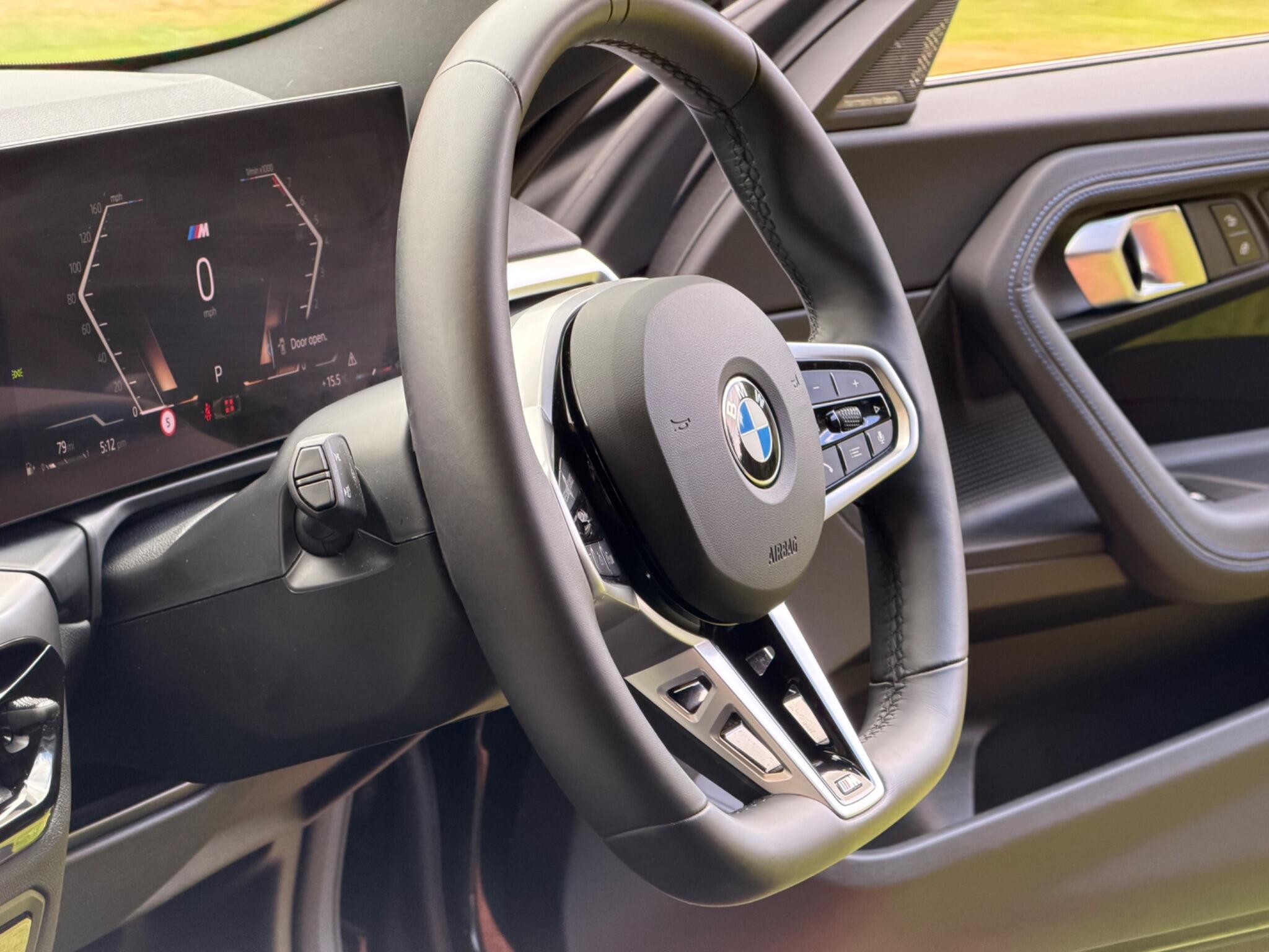 BMW 2 Series view 28