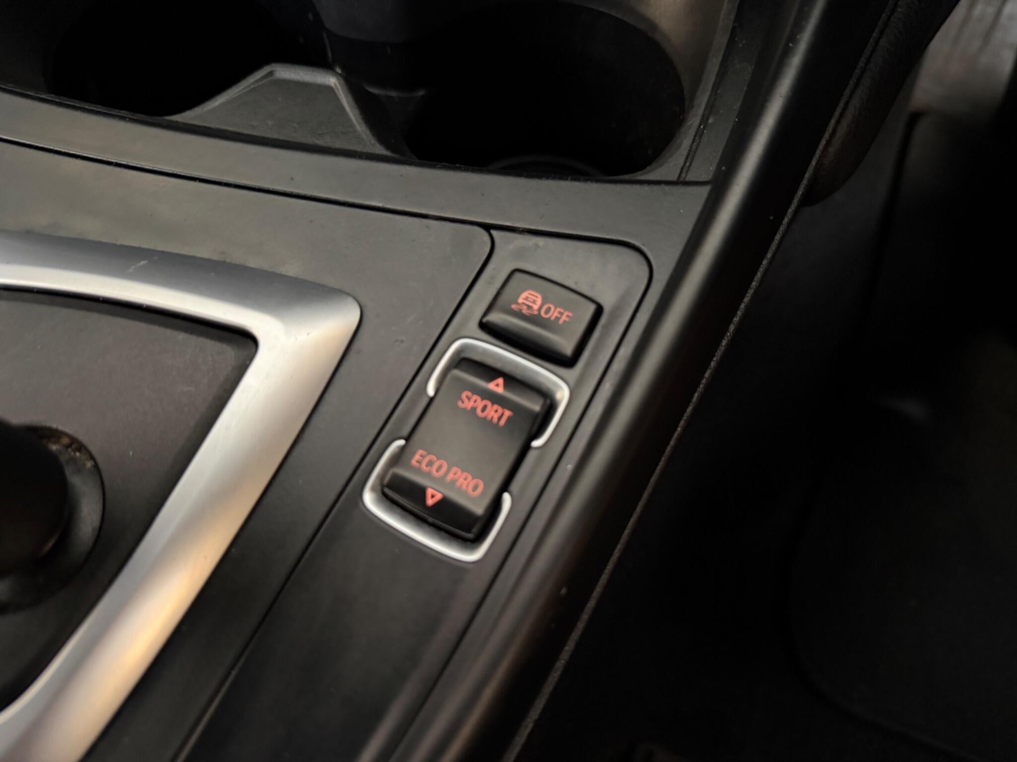BMW 1 Series view 29