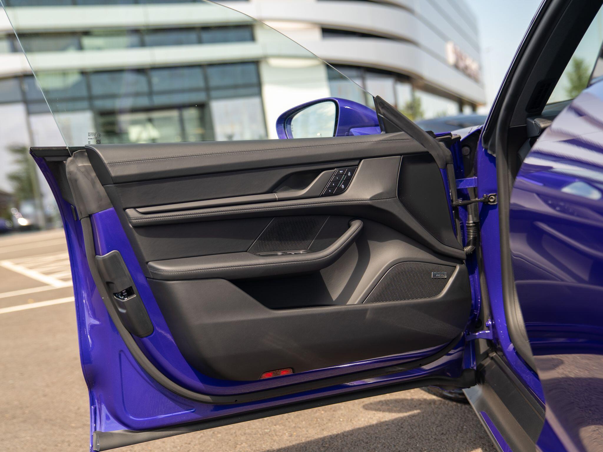 Porsche Taycan view 19