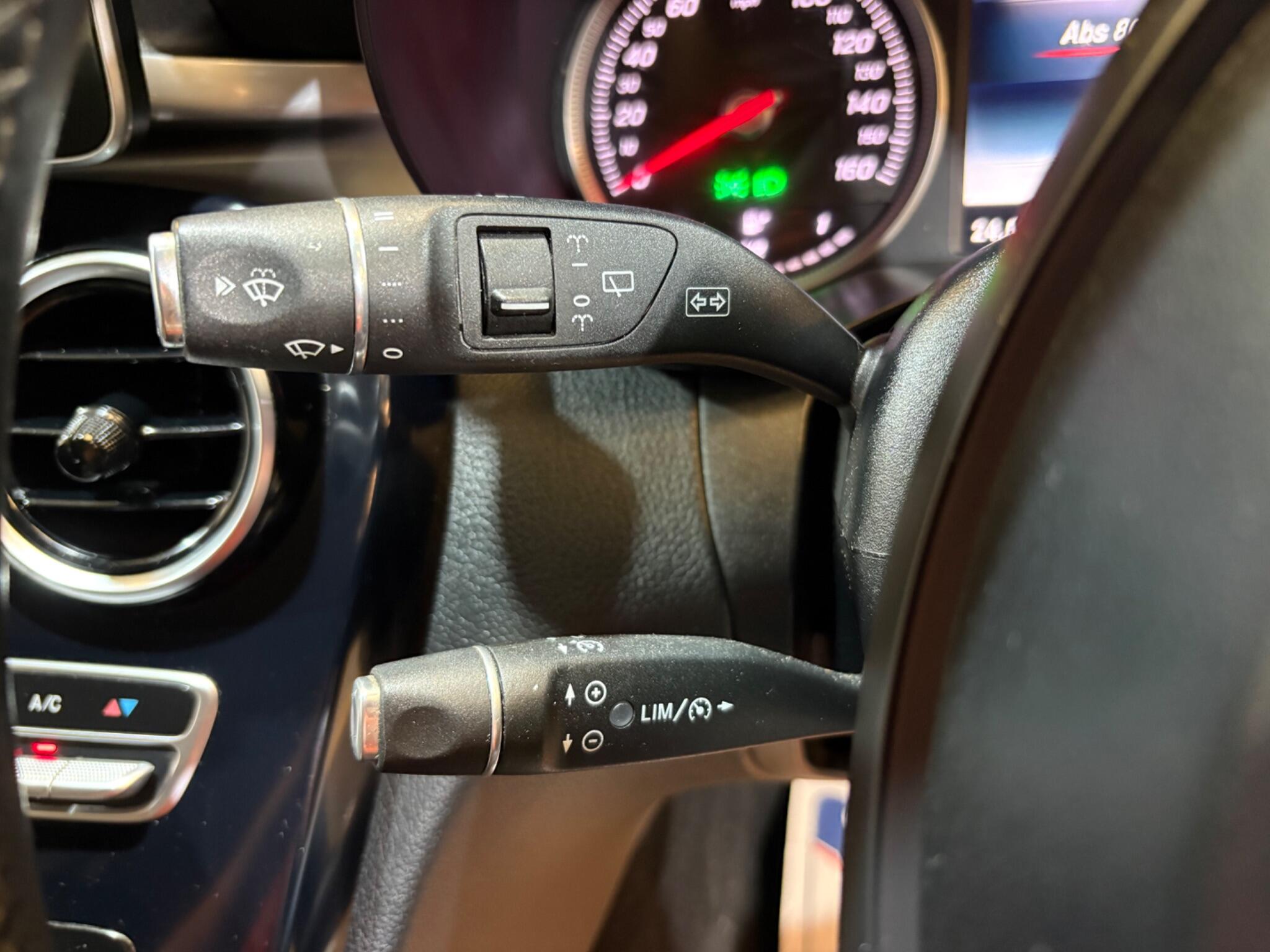 Mercedes-Benz C Class view 66