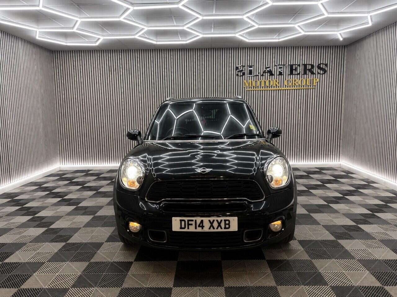 Mini Countryman view 2