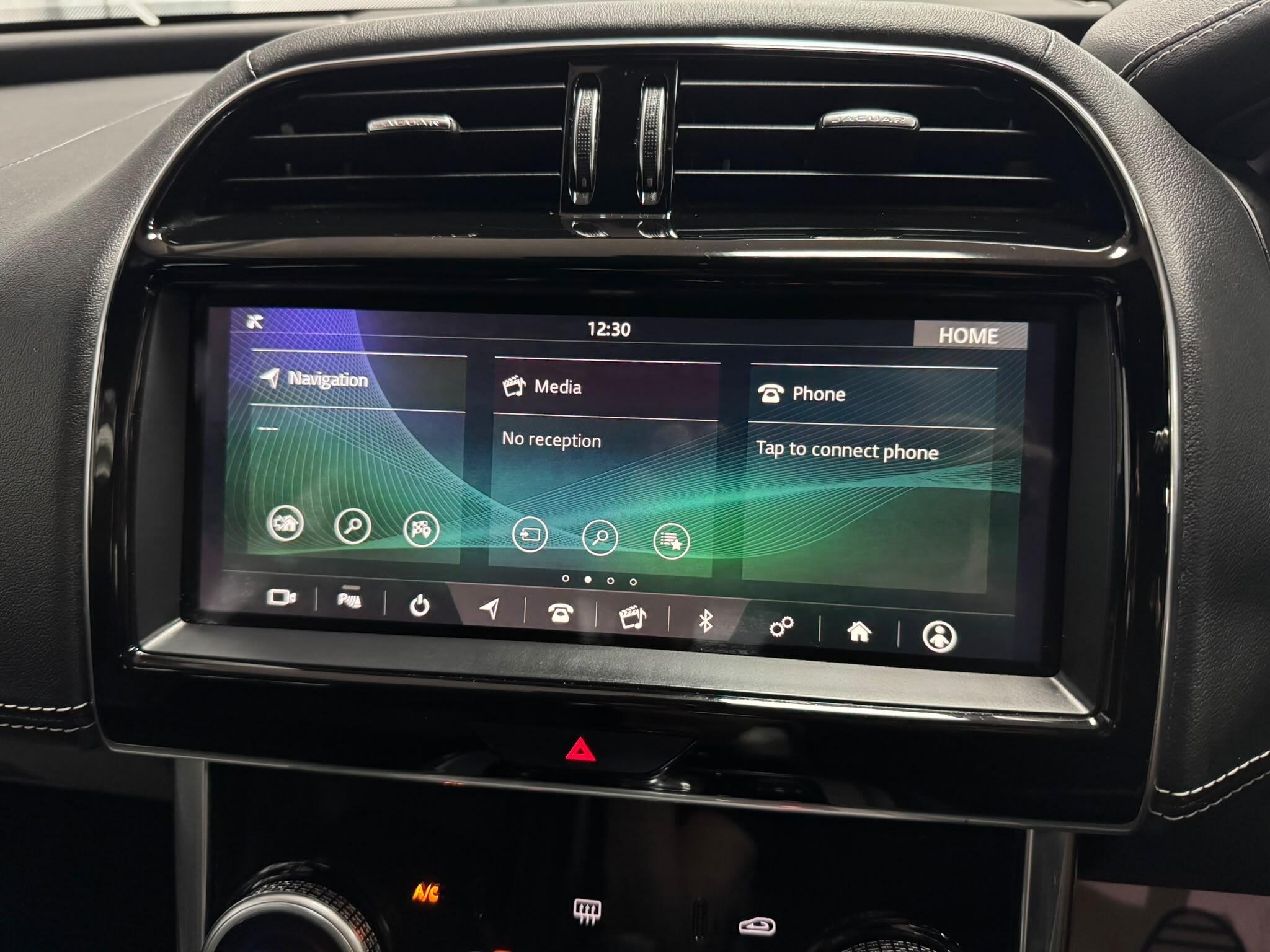 Jaguar Xe view 17