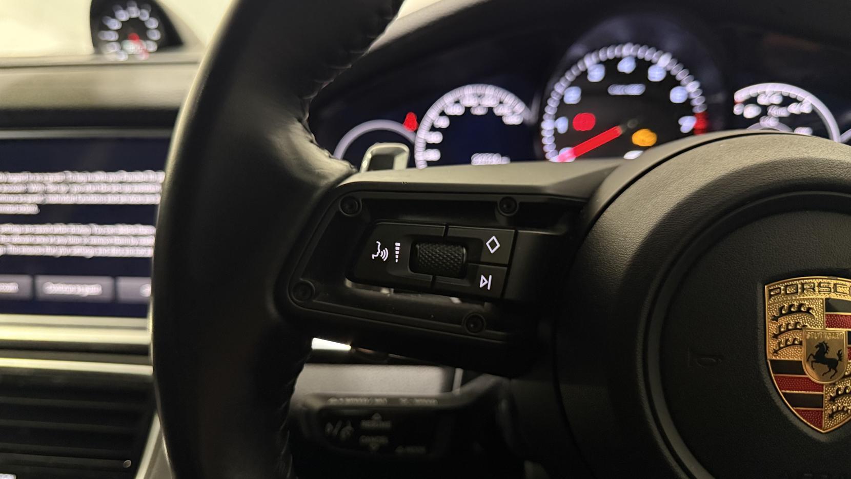 Porsche Panamera view 17