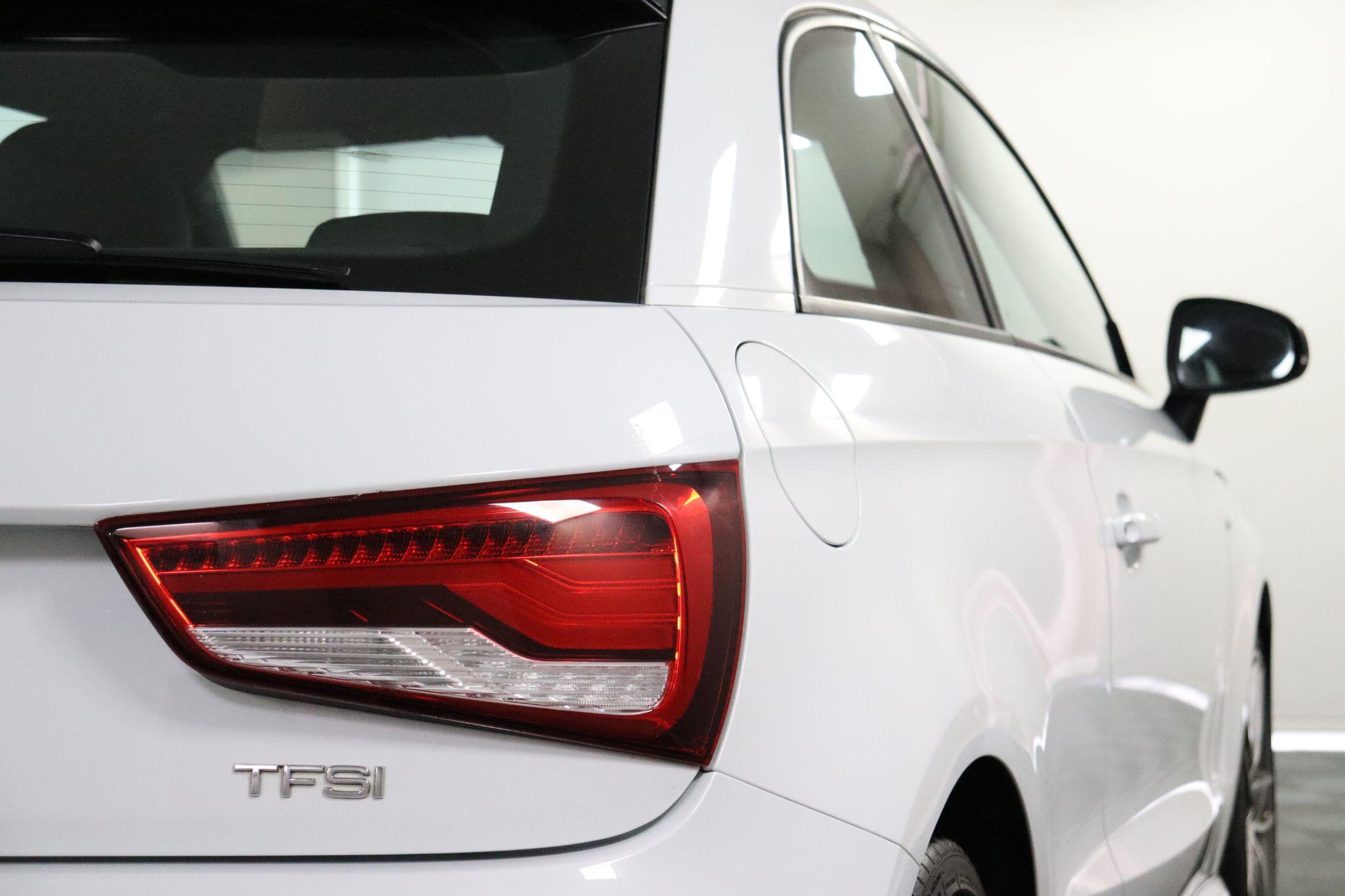 Audi A1 view 23