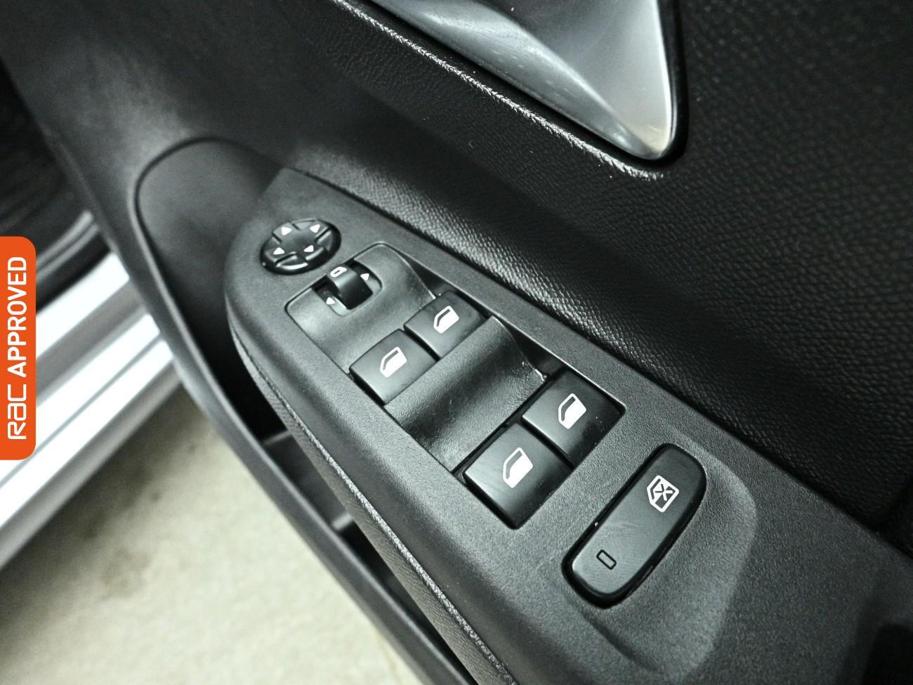 Vauxhall Corsa view 24