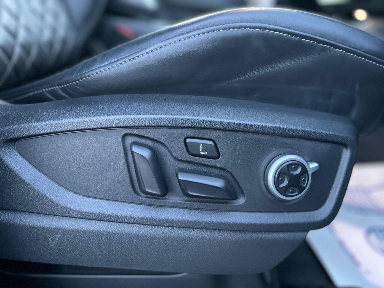 Audi Q5 view 23