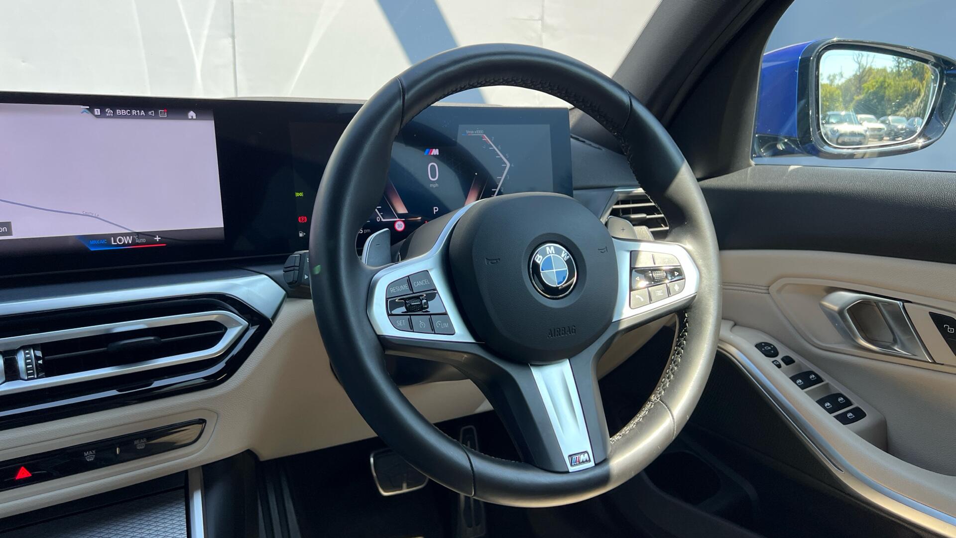 BMW 3 Series view 28
