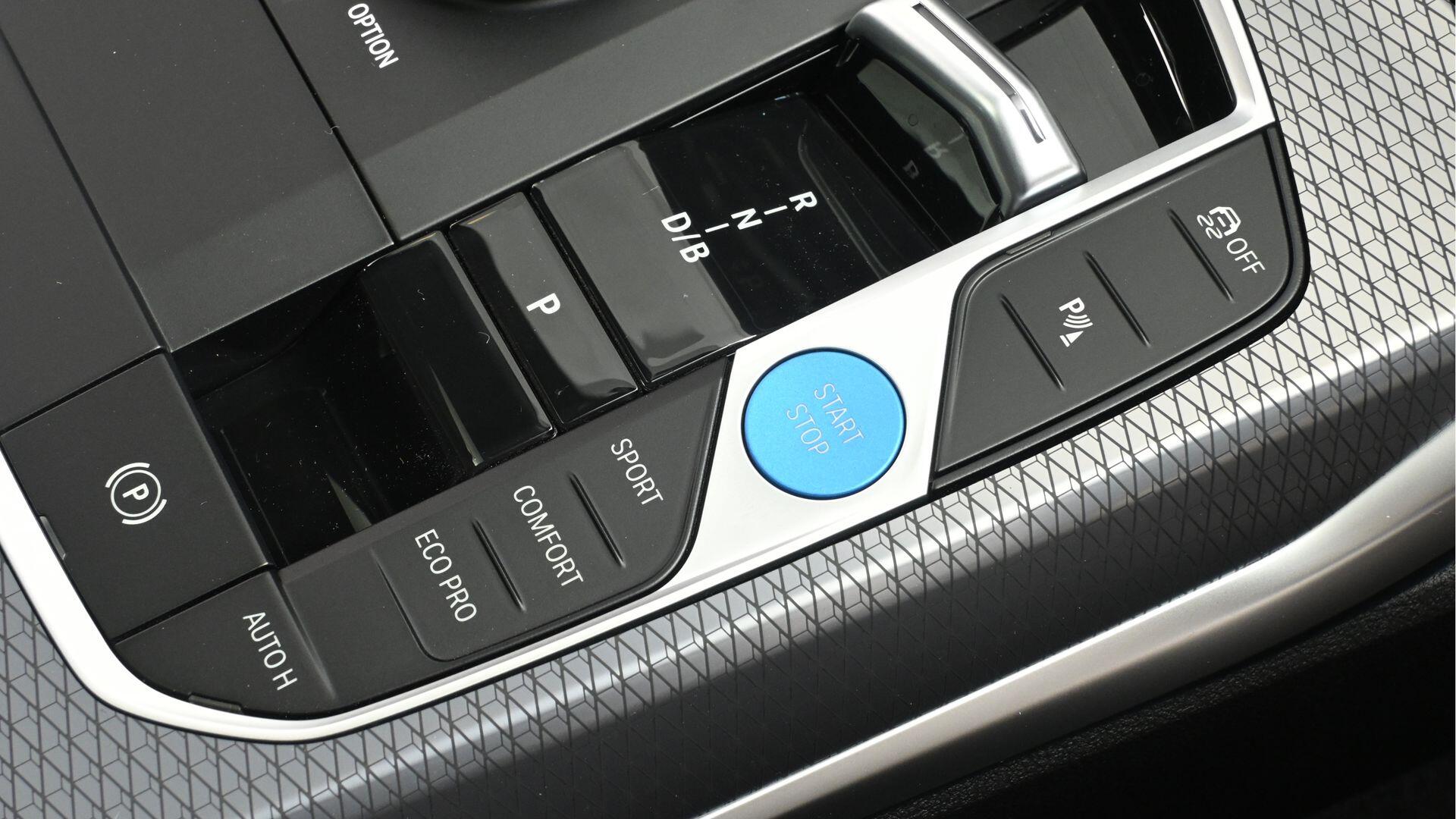 BMW I4 view 19