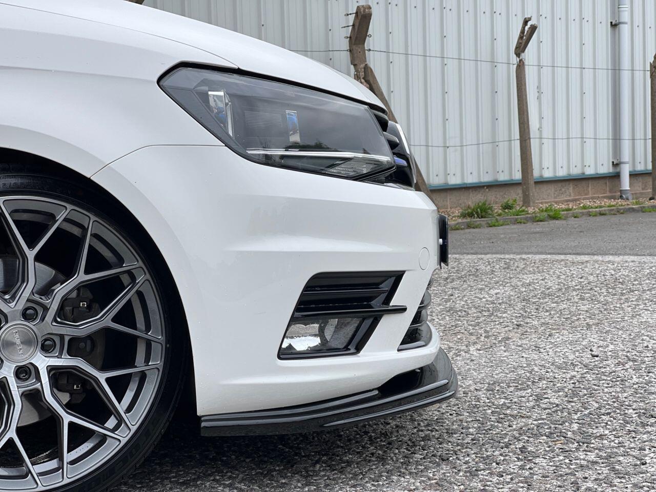 Volkswagen Caddy Maxi Life view 15