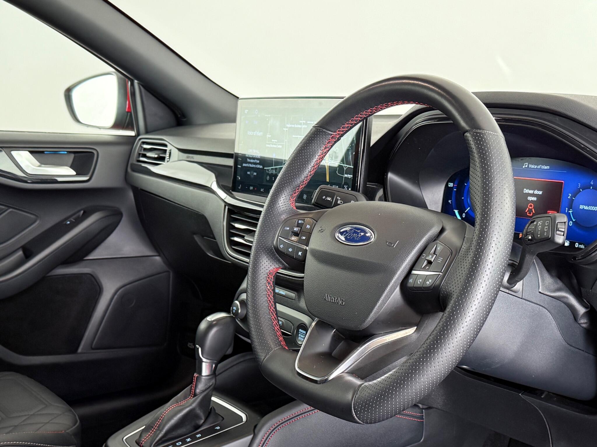 Ford Focus view 11