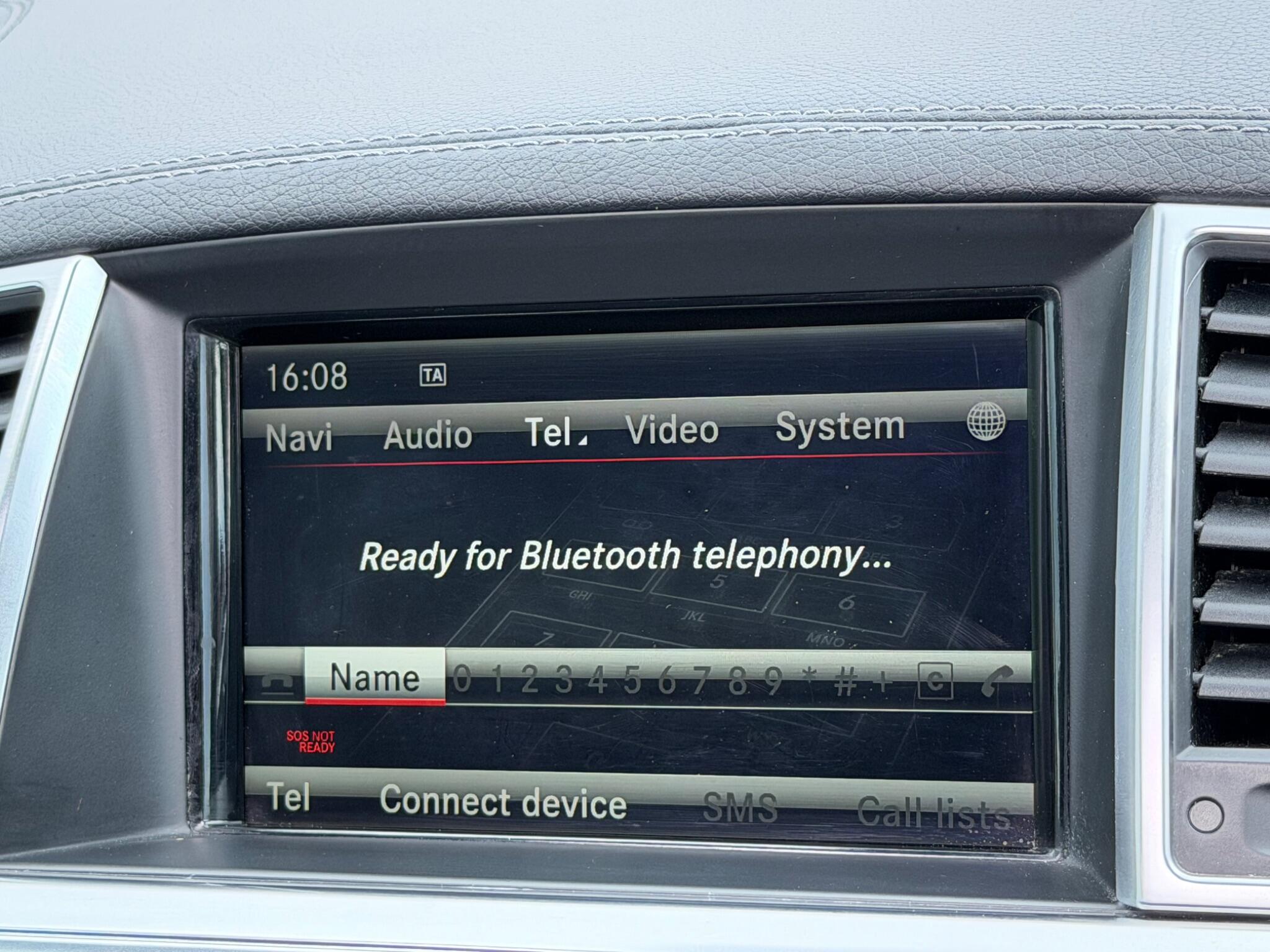 Mercedes-Benz GL view 36