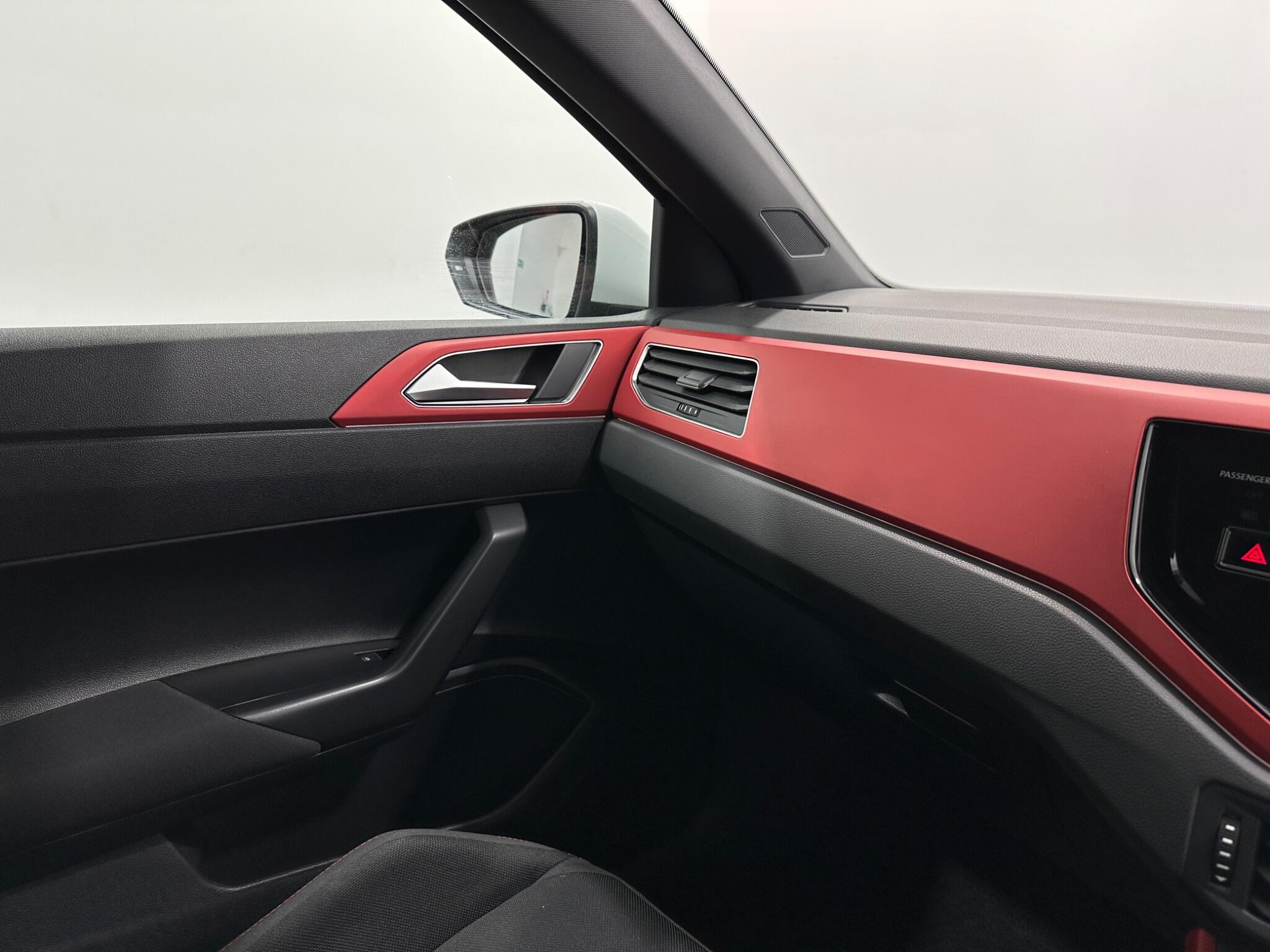 Volkswagen Polo view 26