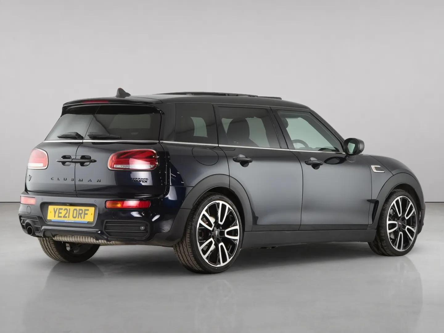 MINI Clubman view 8