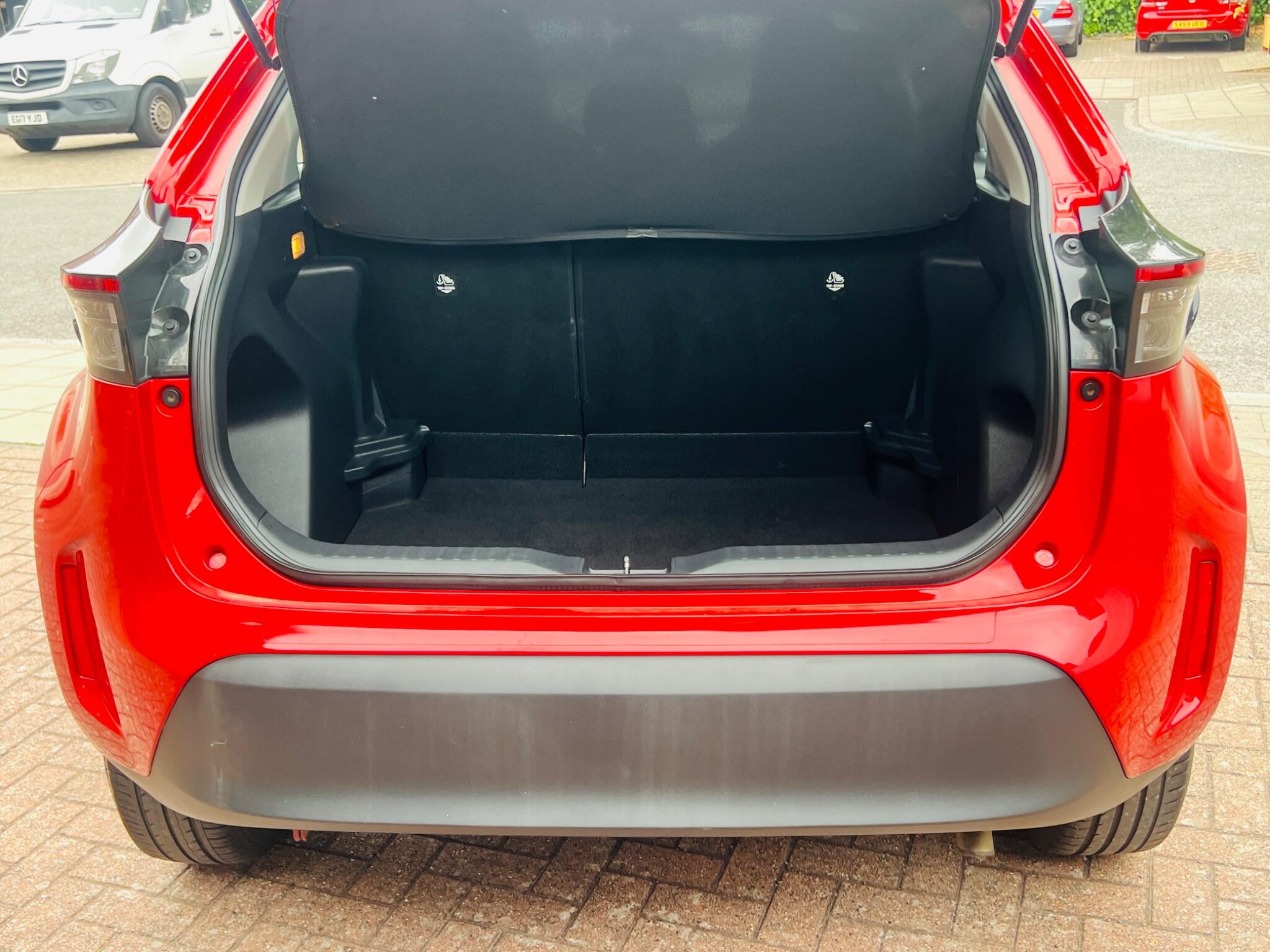 Toyota Yaris Cross view 51