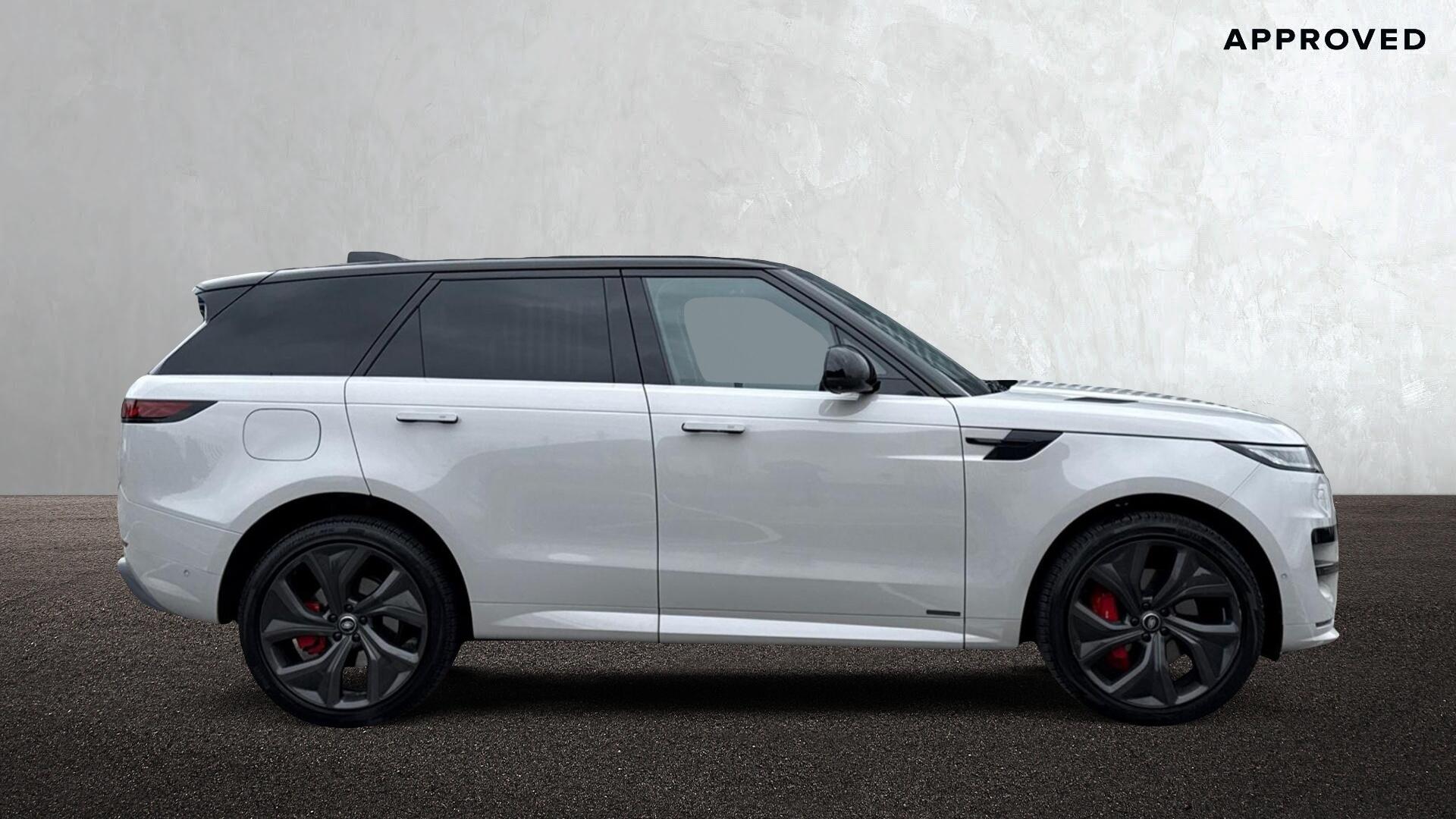 Land Rover Range Rover Sport view 5