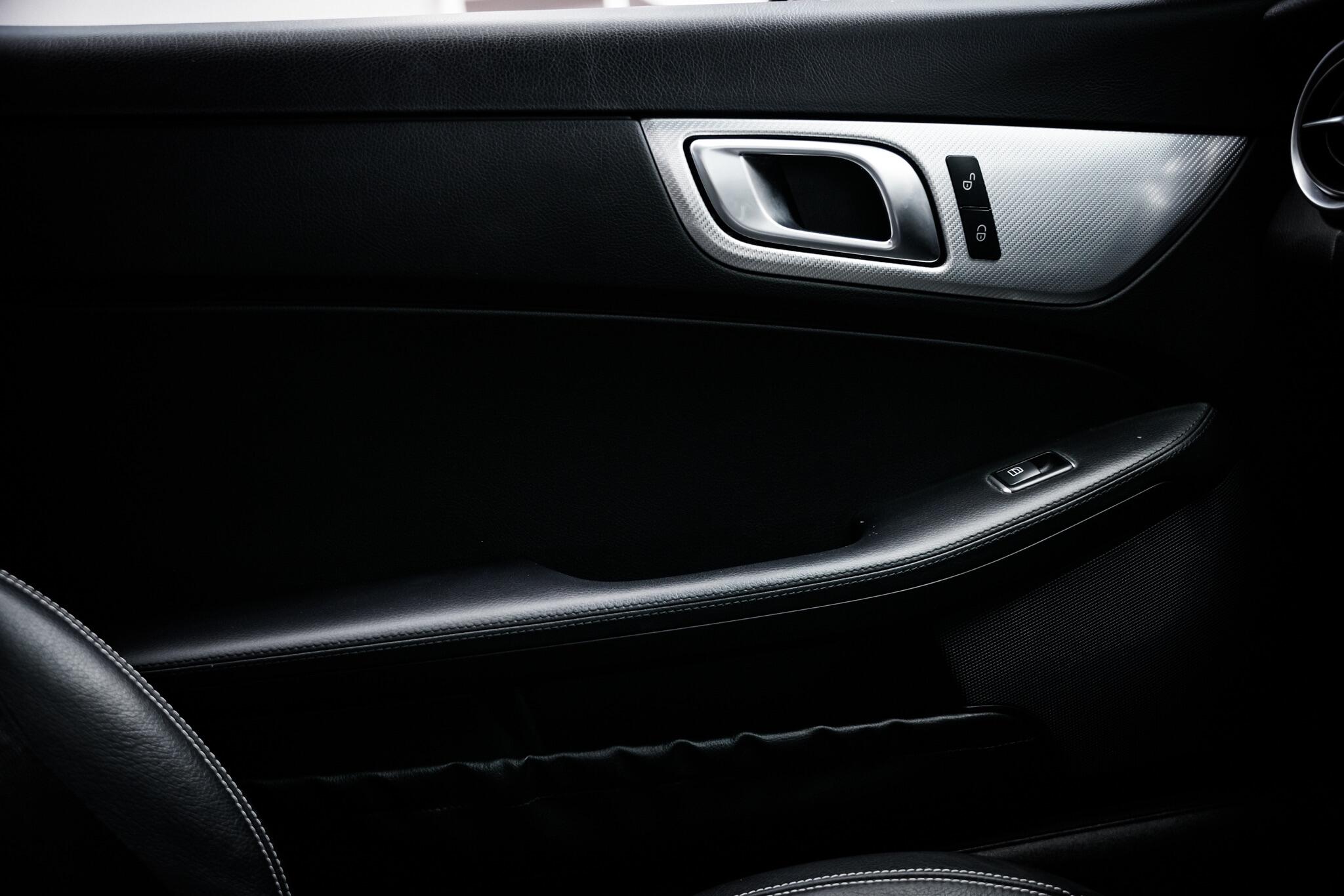Mercedes-Benz SLC view 49