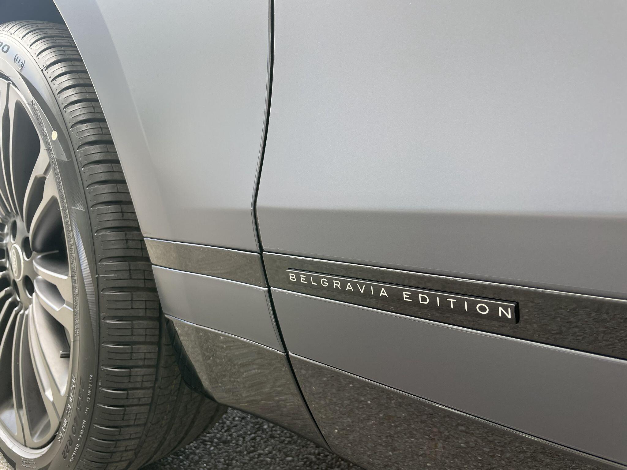 Land Rover Range Rover Velar view 36