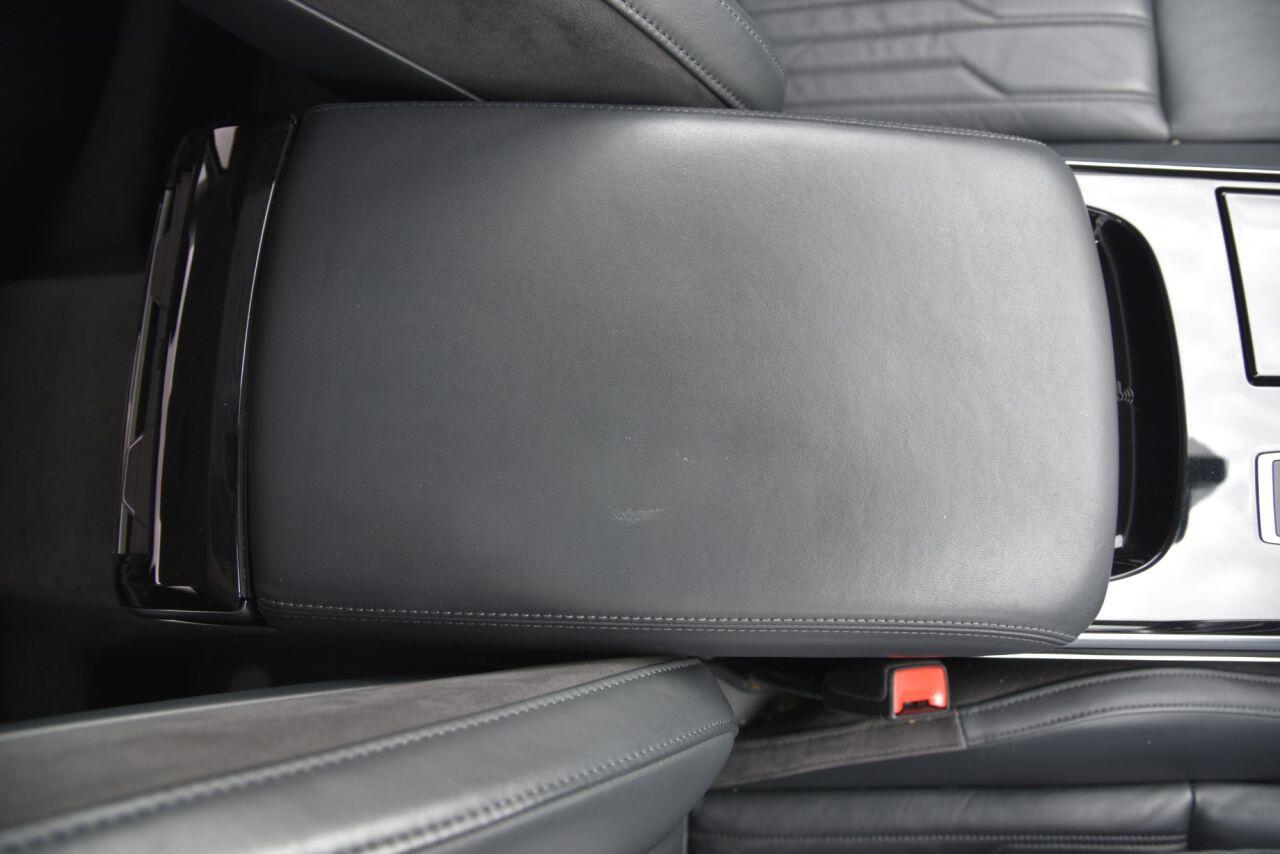 Audi A8 view 40