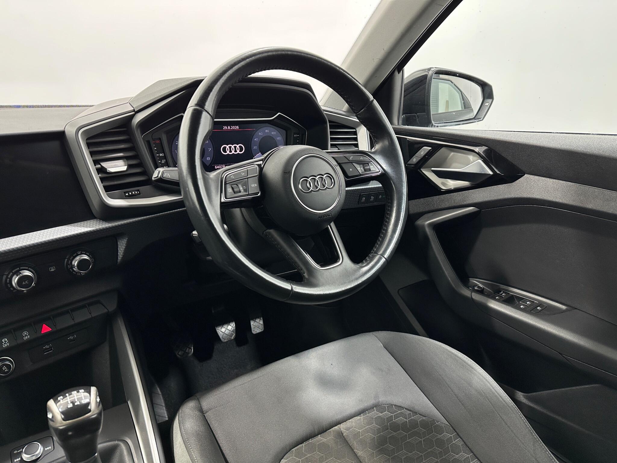 Audi A1 view 12