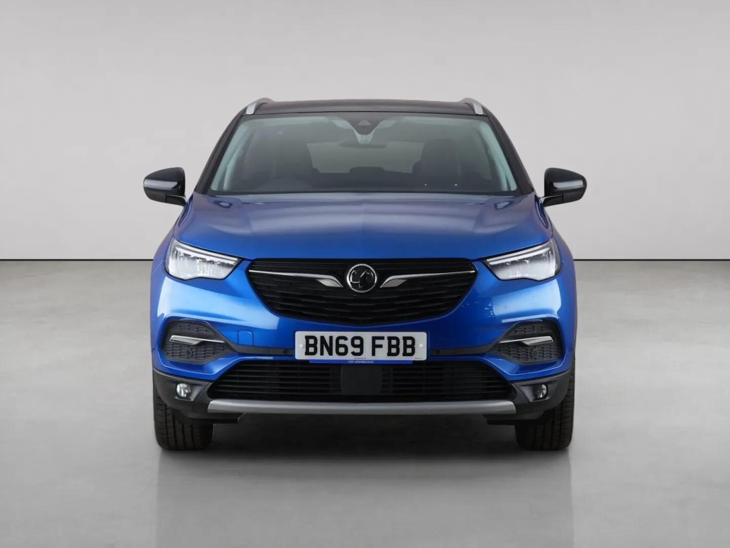 Vauxhall Grandland X view 5