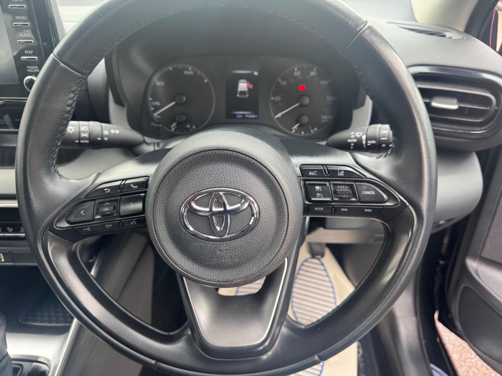 Toyota Yaris view 13