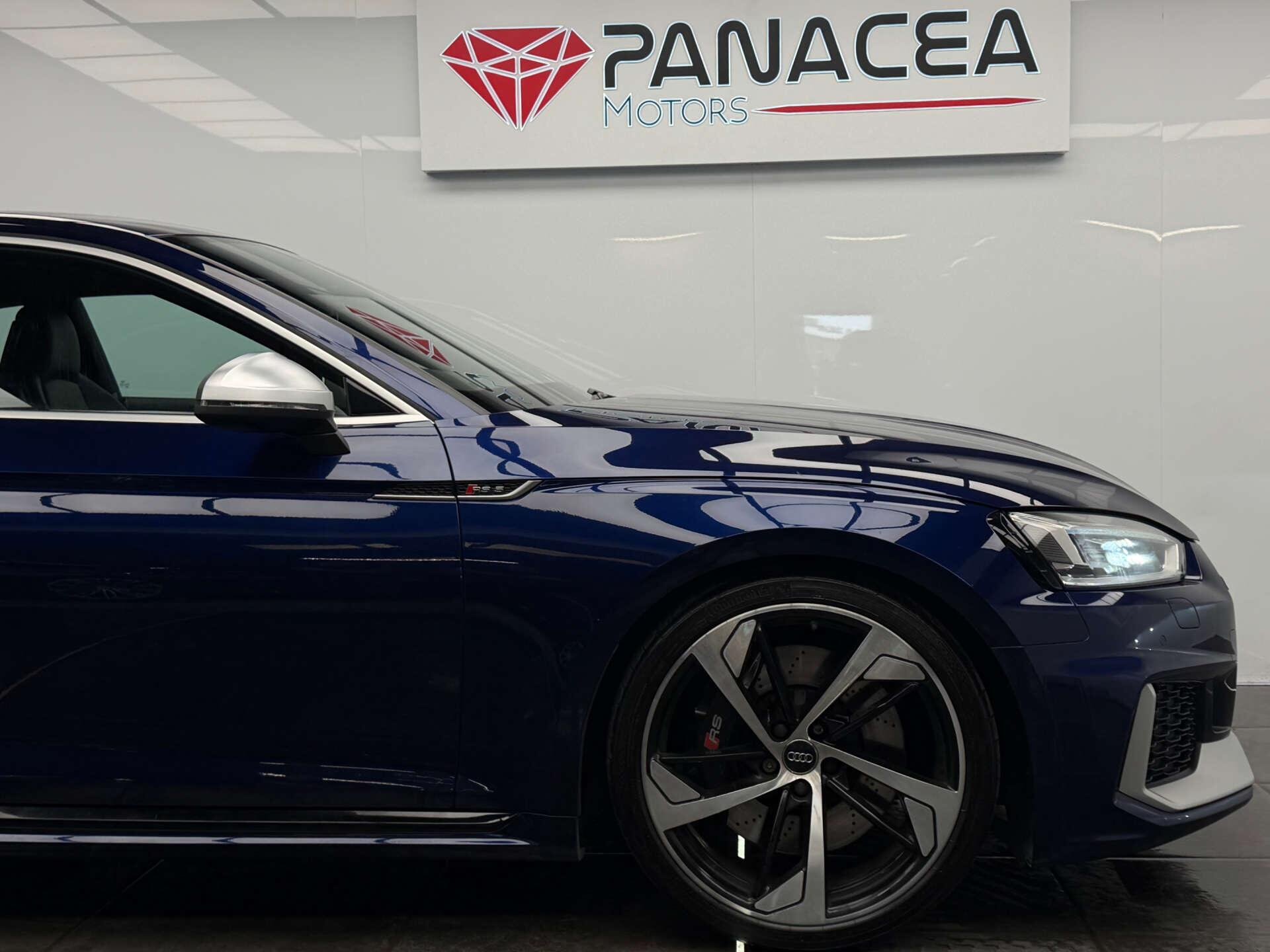 Audi RS5 view 36
