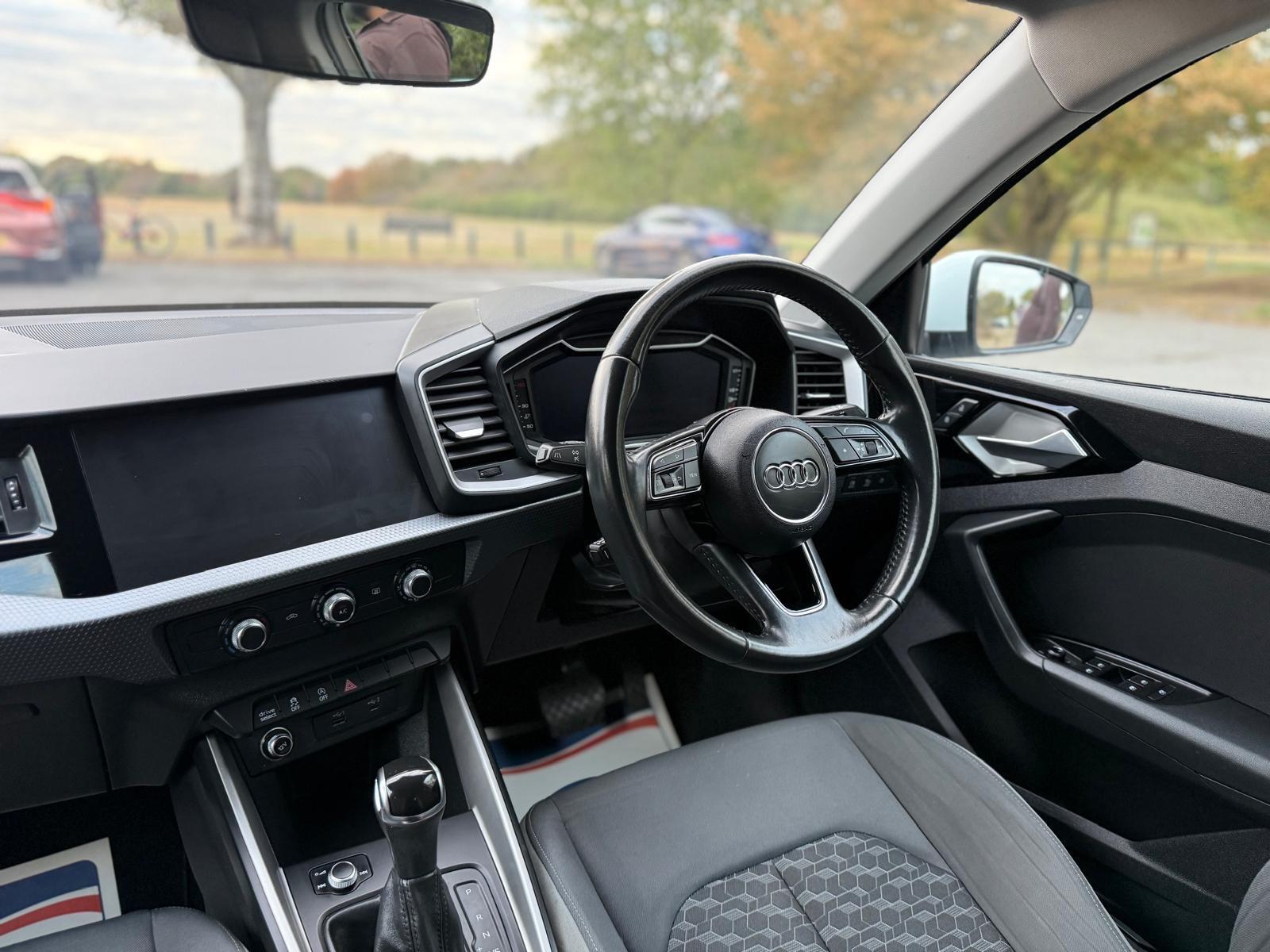 Audi A1 view 21