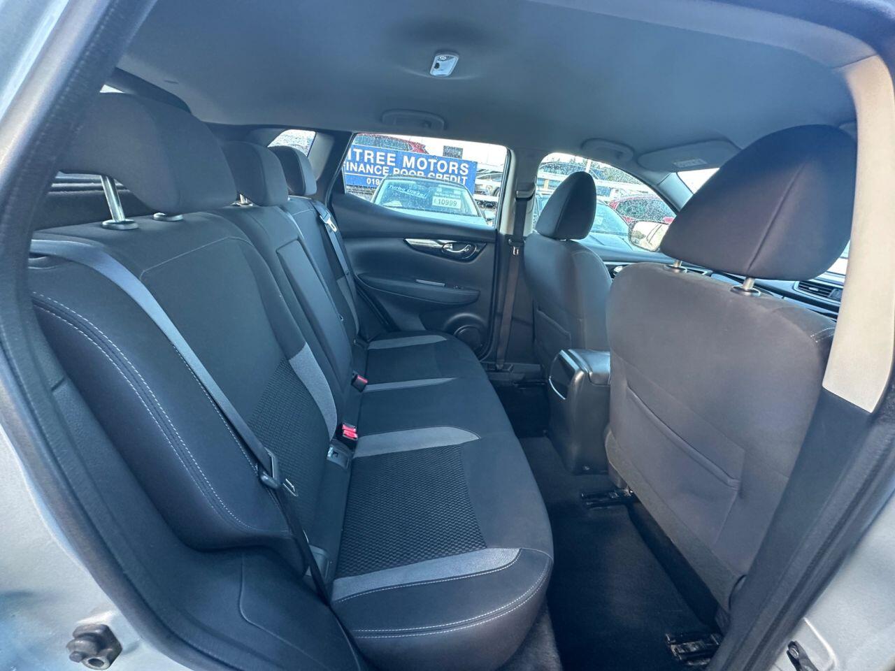 Nissan Qashqai view 23
