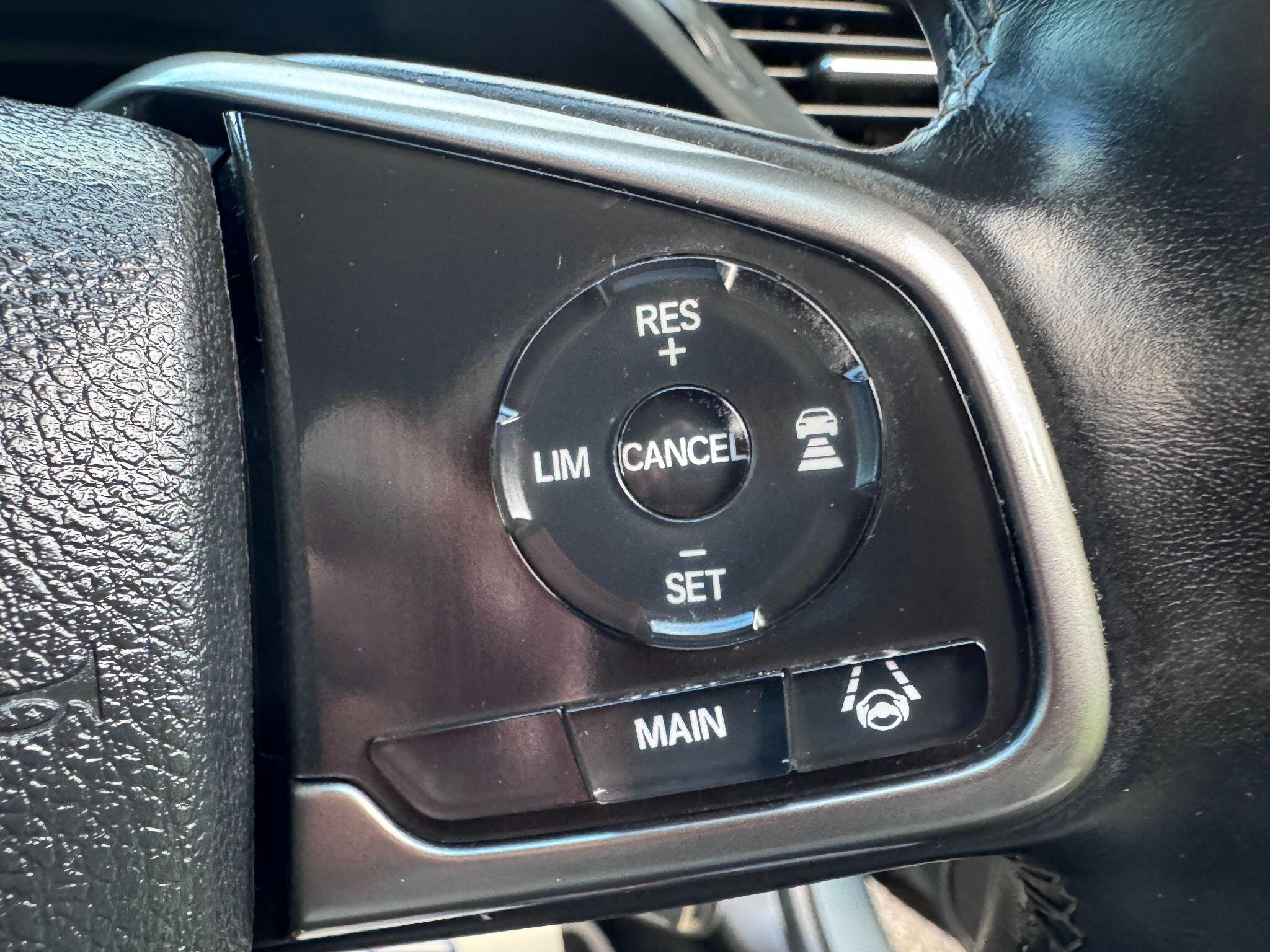 2017 Honda Civic image 46