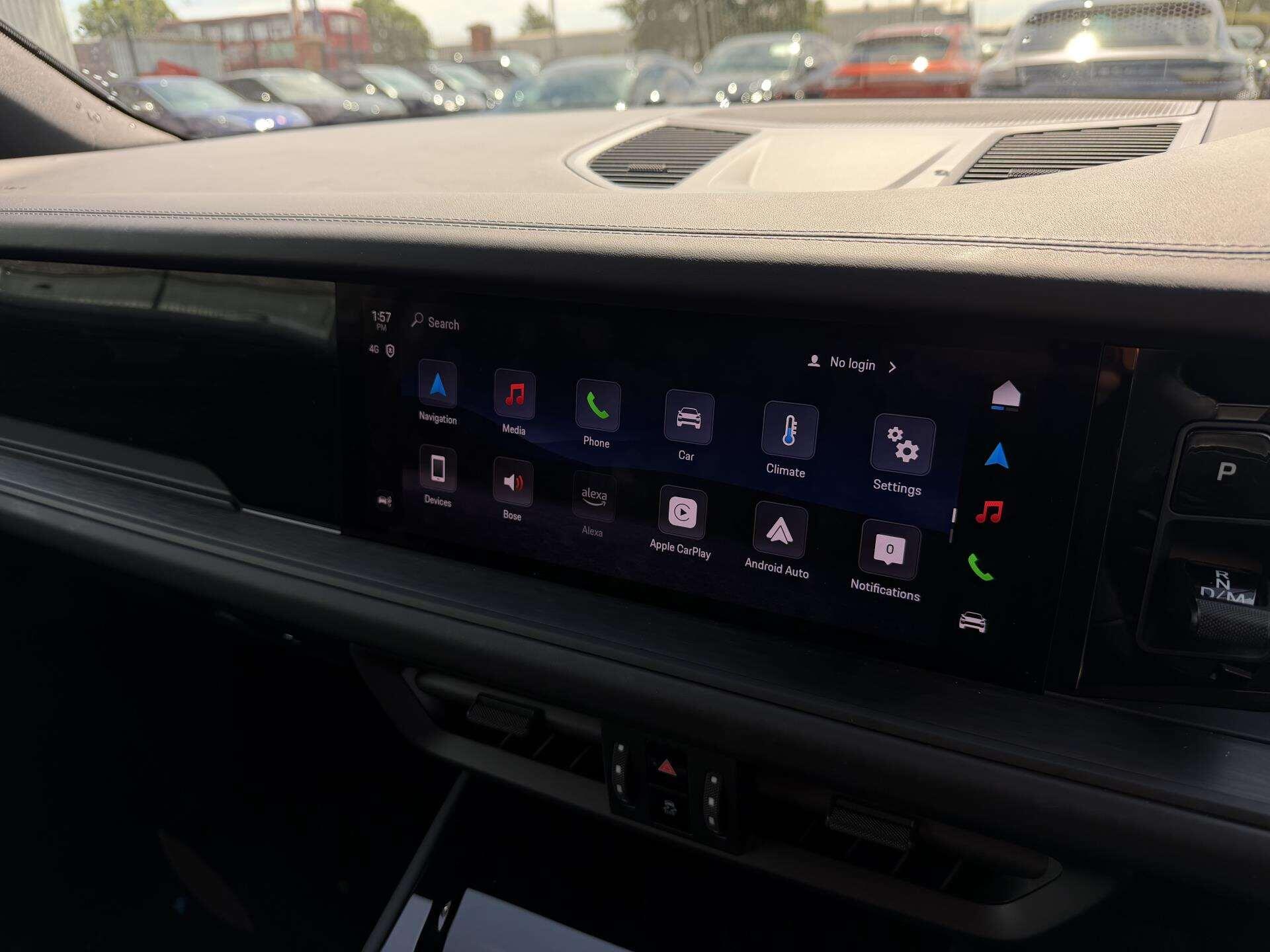 Porsche Cayenne view 28