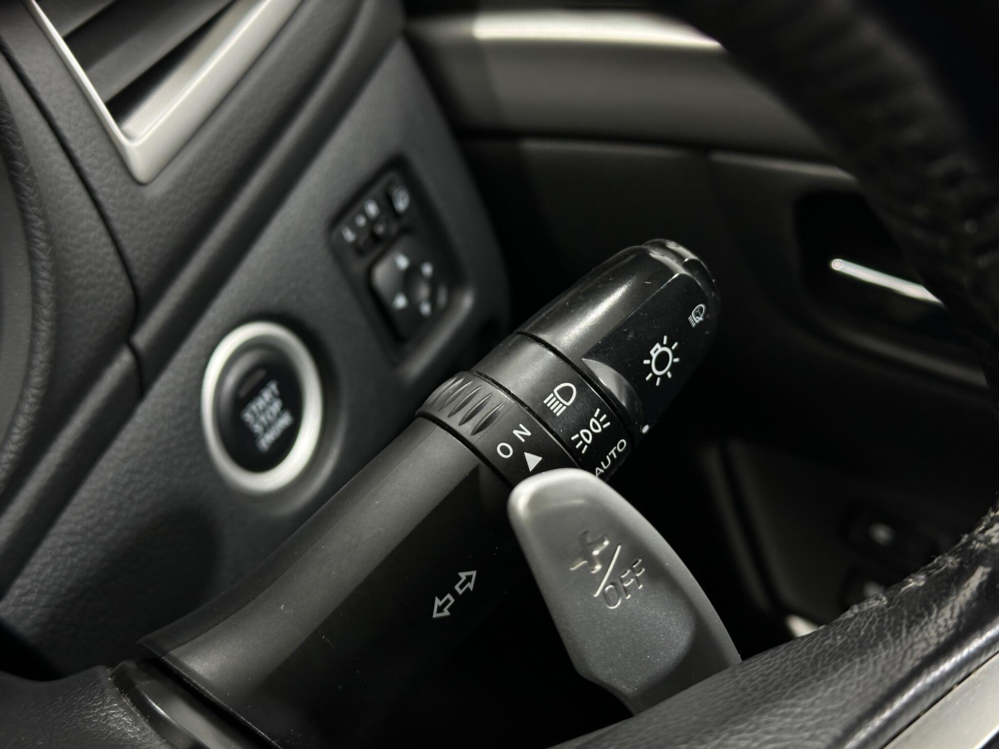 Mitsubishi Shogun Sport view 17