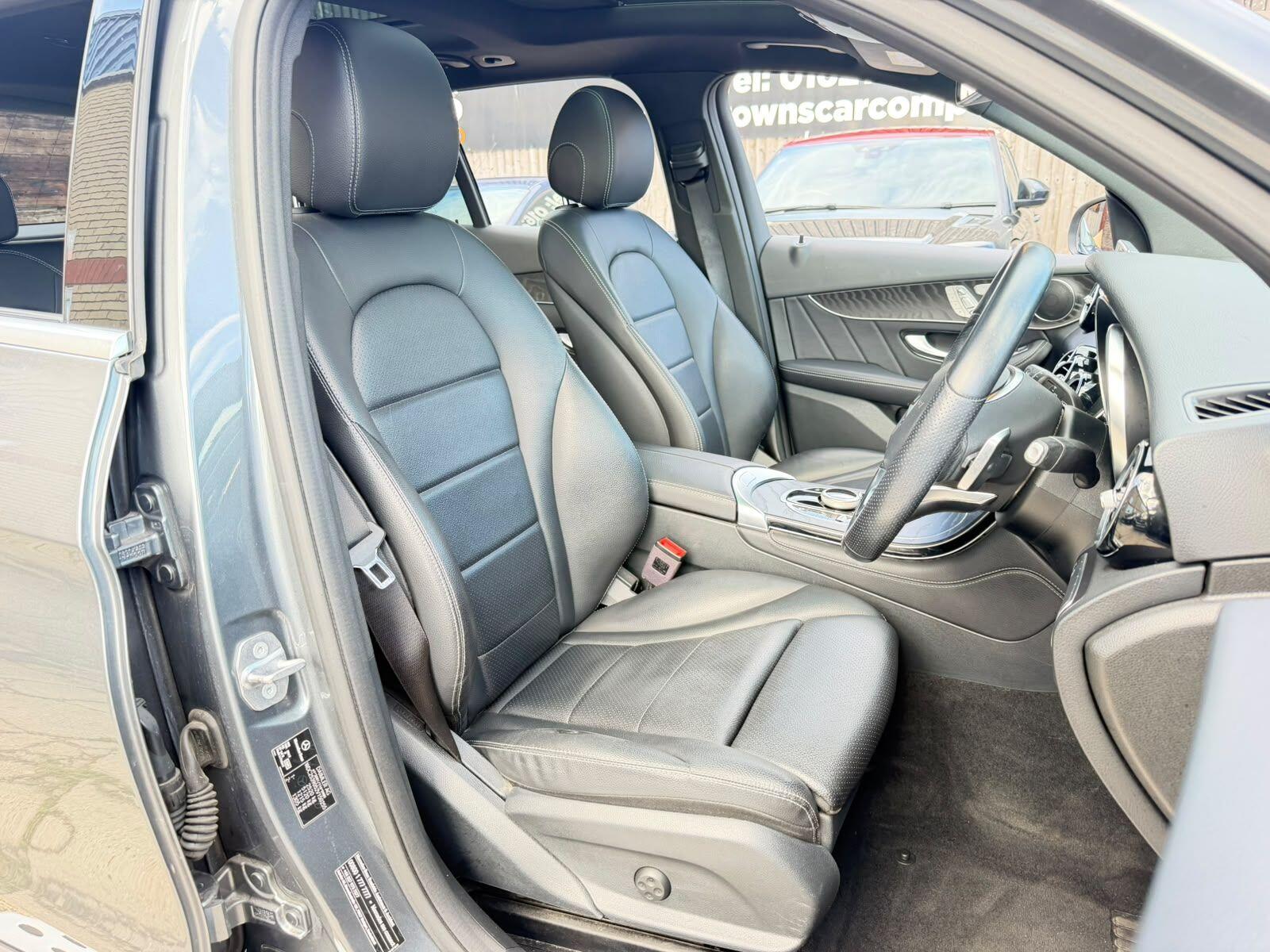 Mercedes-Benz GLC view 14