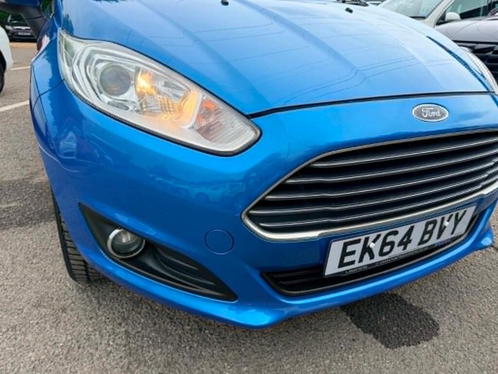 Ford Fiesta view 6