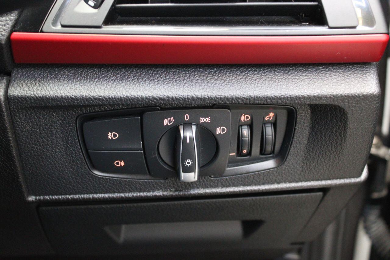 BMW 1 Series view 30