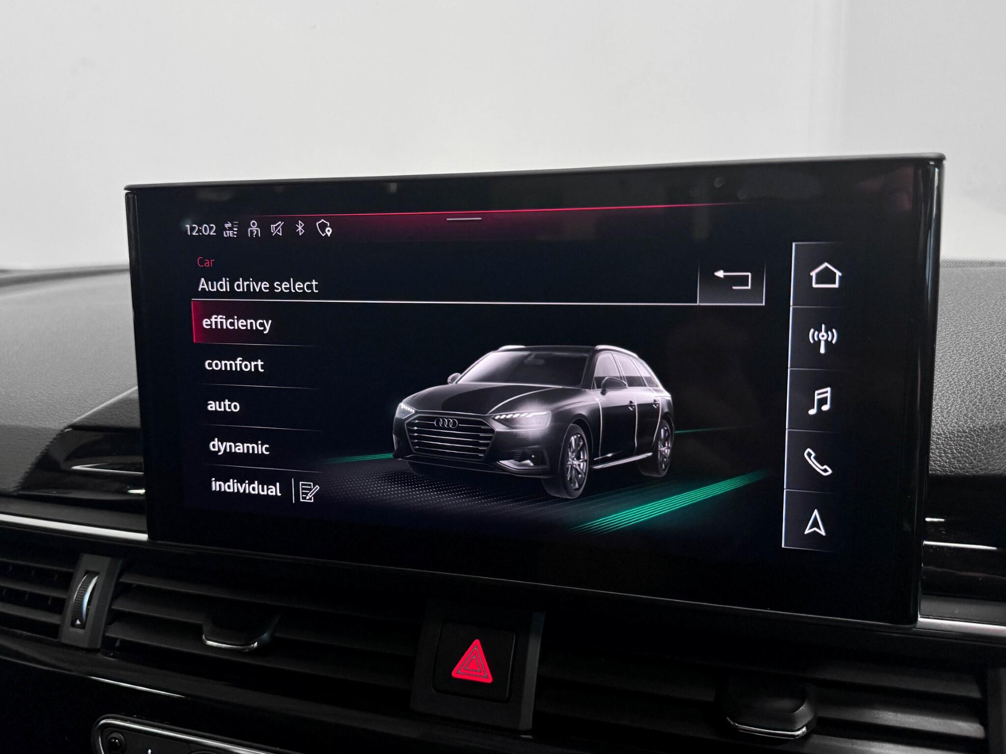Audi A4 view 46