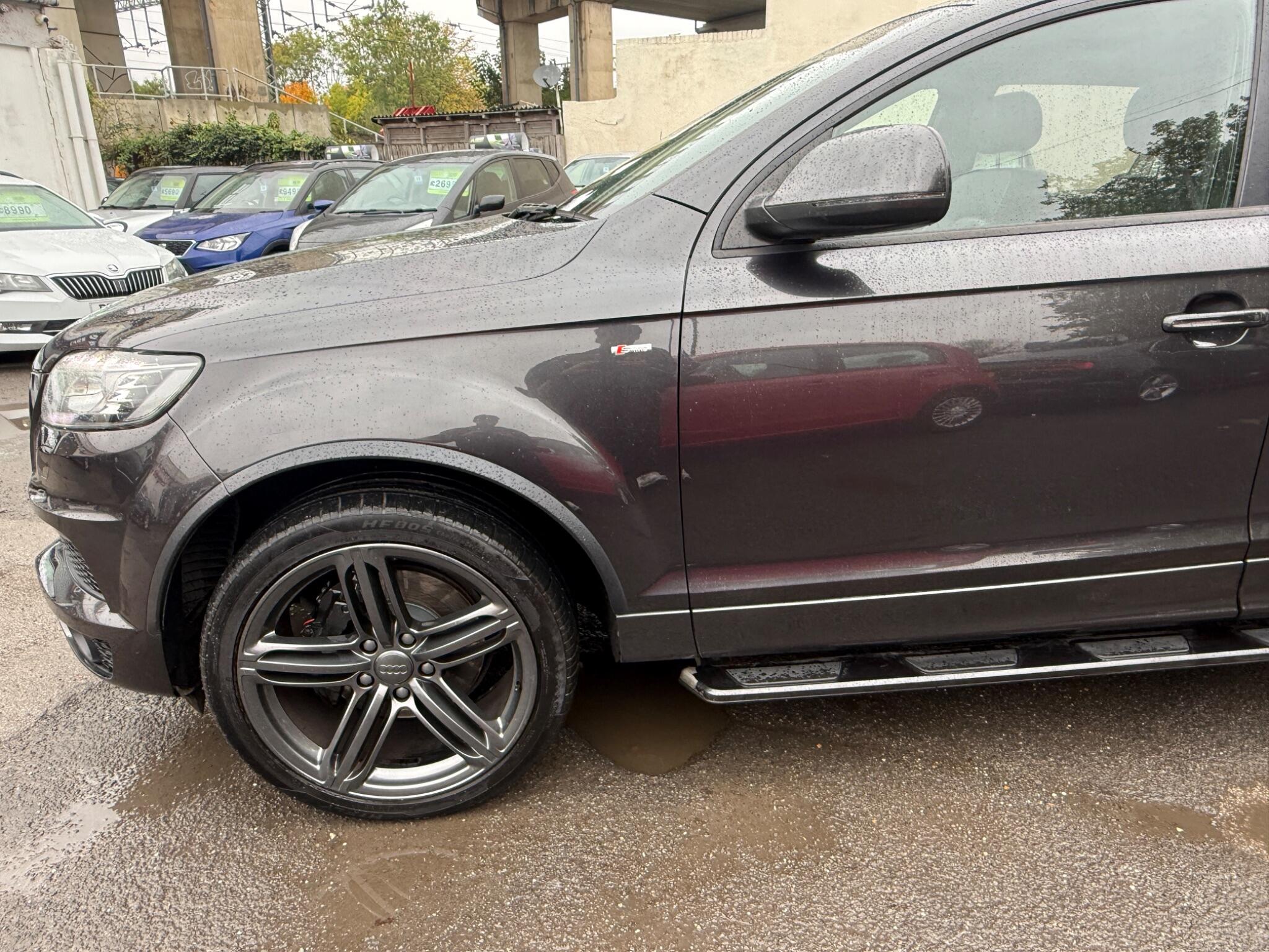 Audi Q7 - Image 18