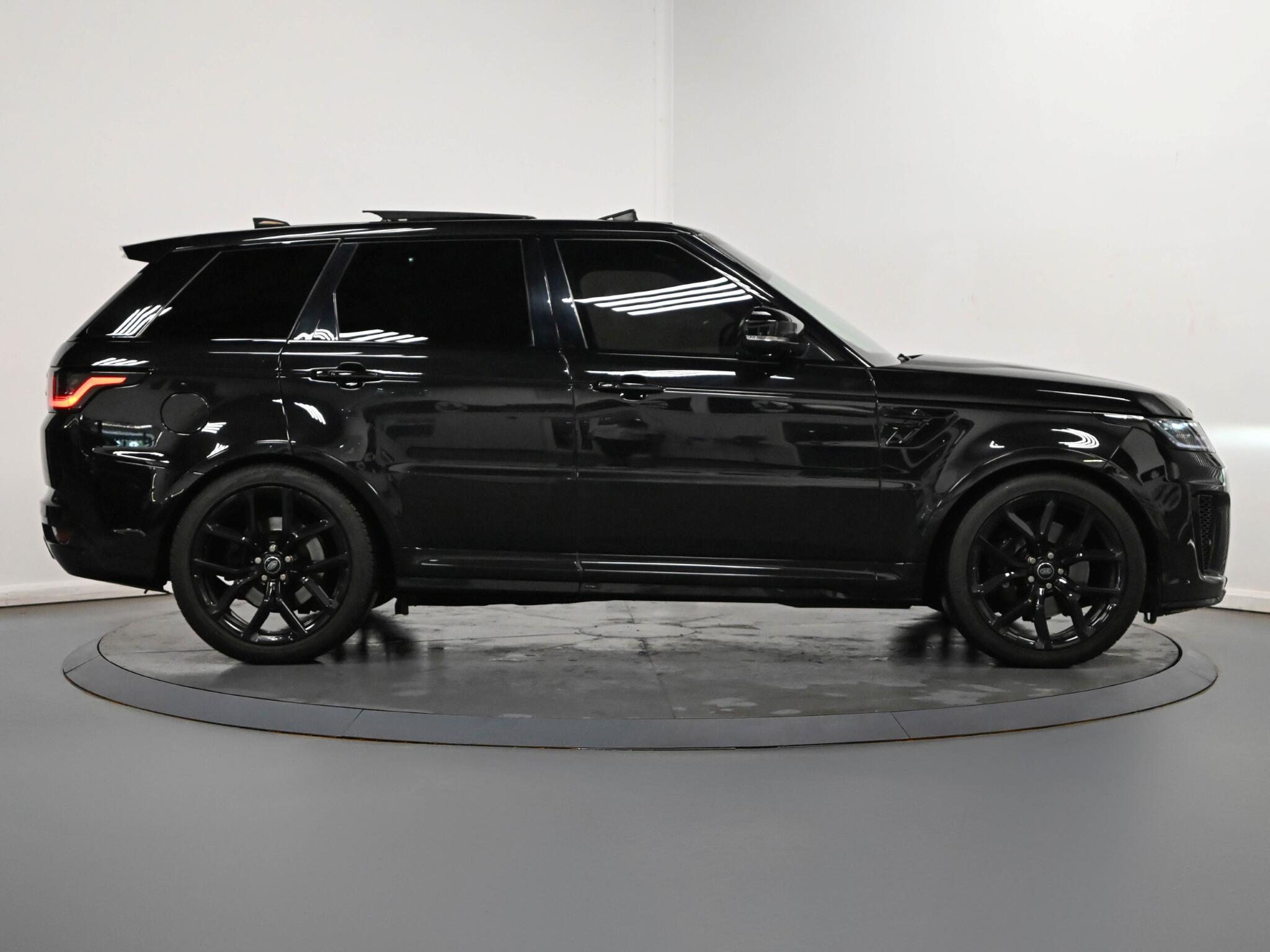 Land Rover Range Rover Sport view 28