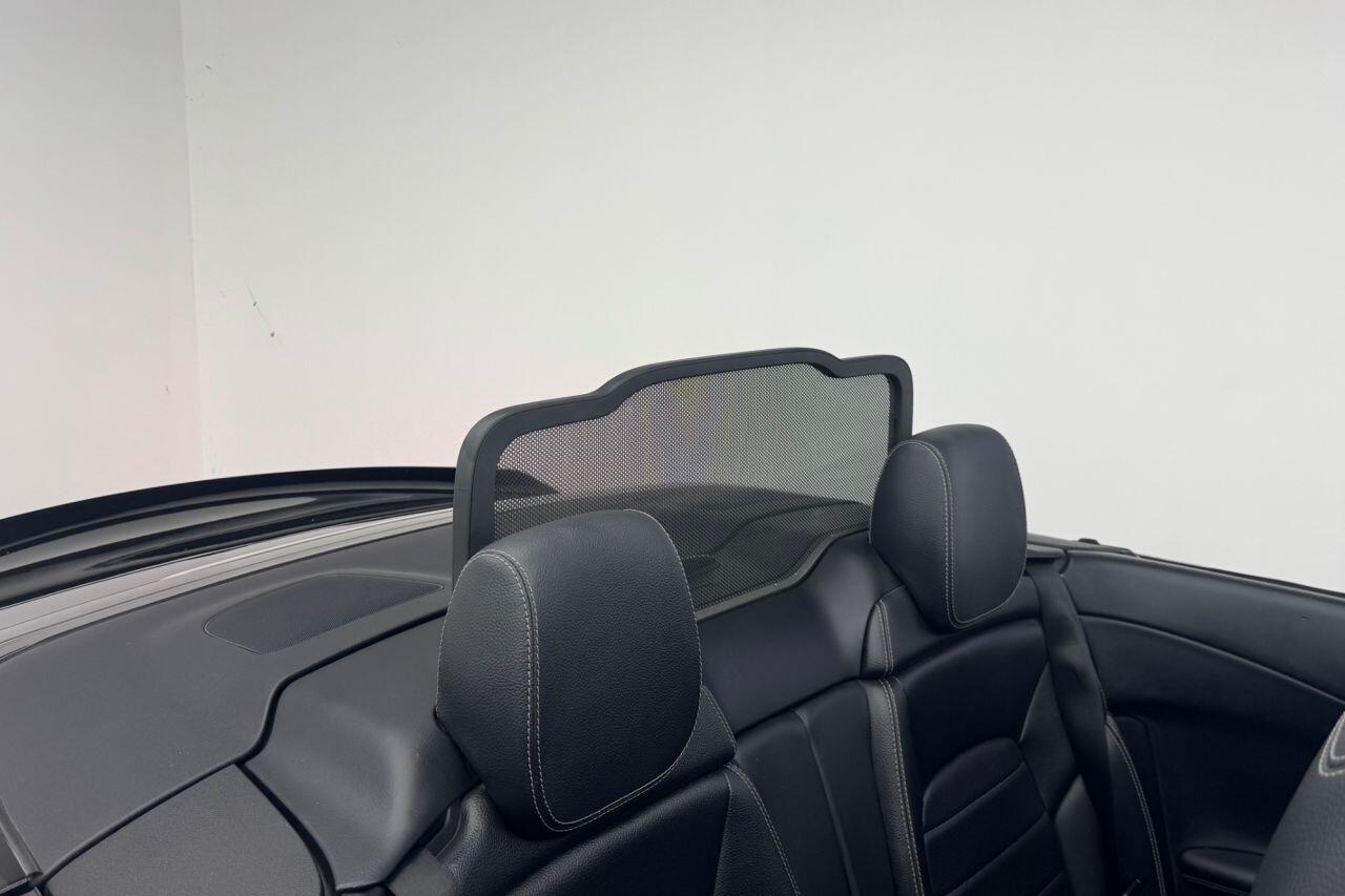 Mercedes-Benz C-Class view 22